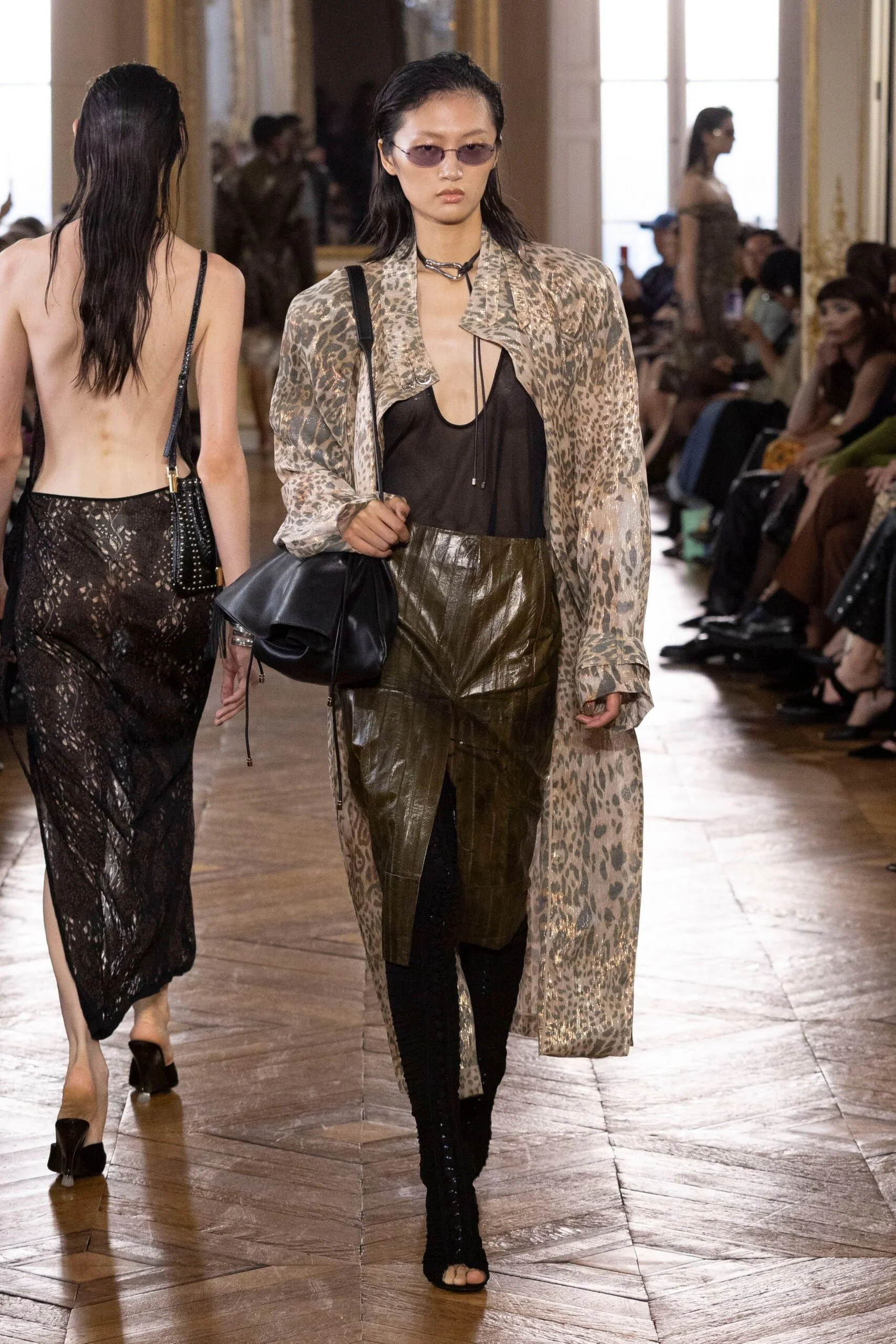 balmain-spring-2027-ready-to-wear-look-07-scaled.jpg