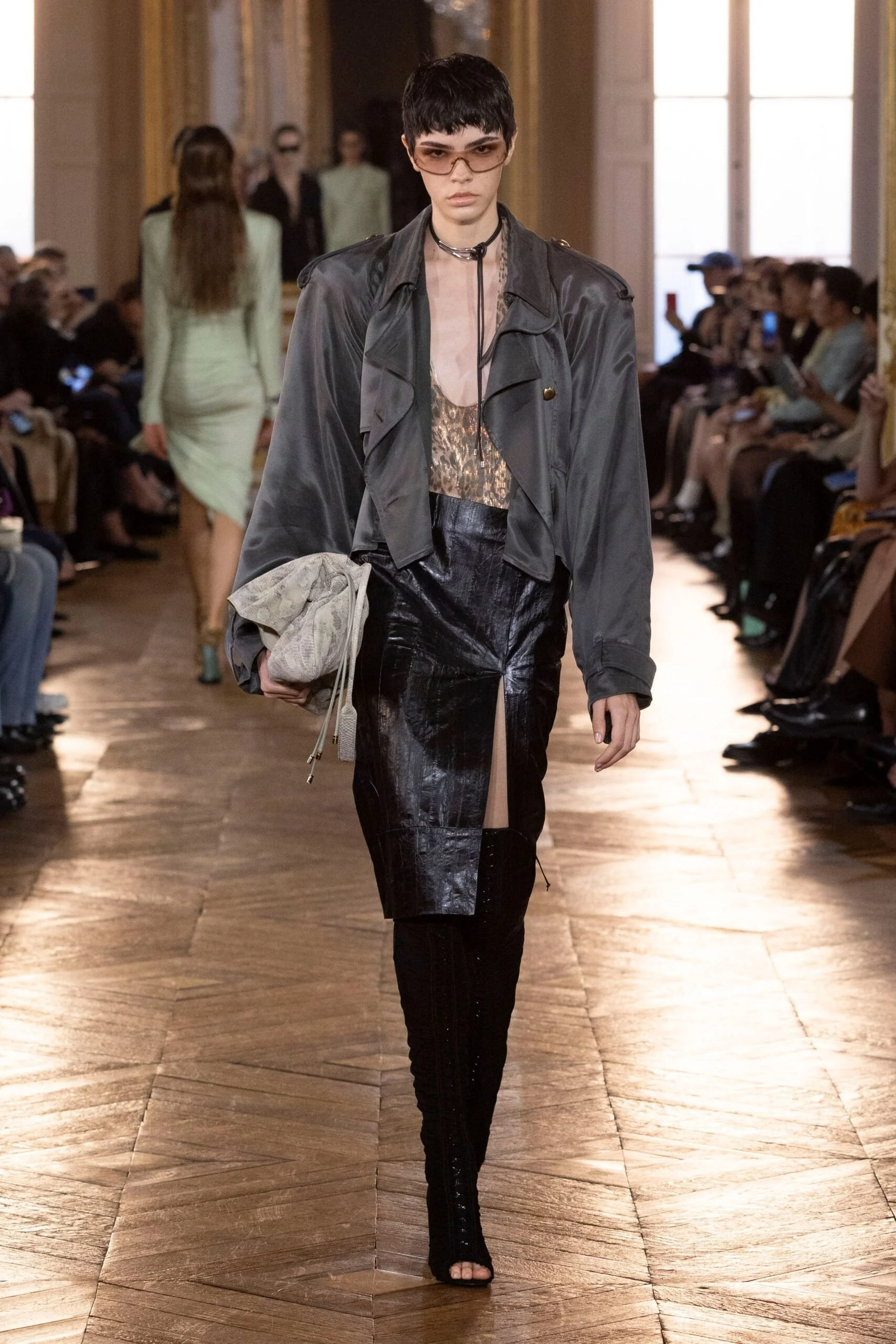 balmain-spring-2027-ready-to-wear-look-18-scaled.jpg