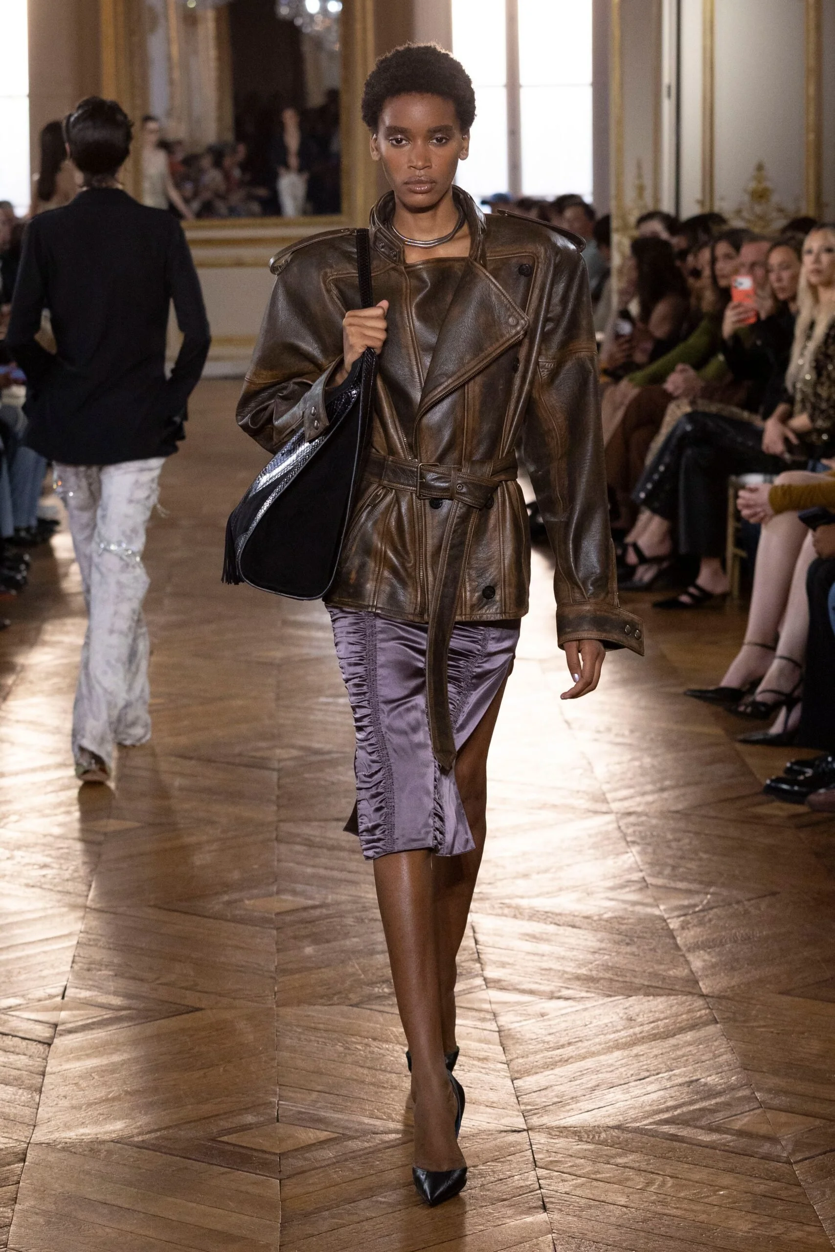 balmain-spring-2027-ready-to-wear-look-30-scaled.jpg