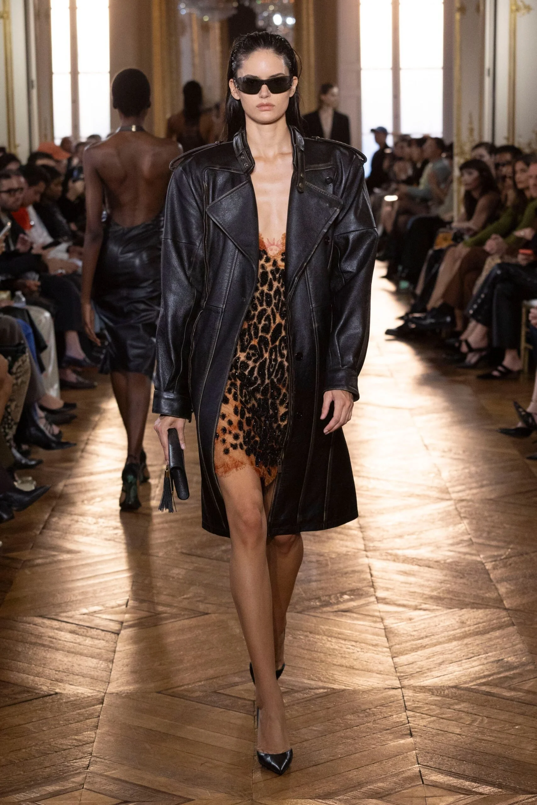 balmain-spring-2027-ready-to-wear-look-33-scaled.jpg