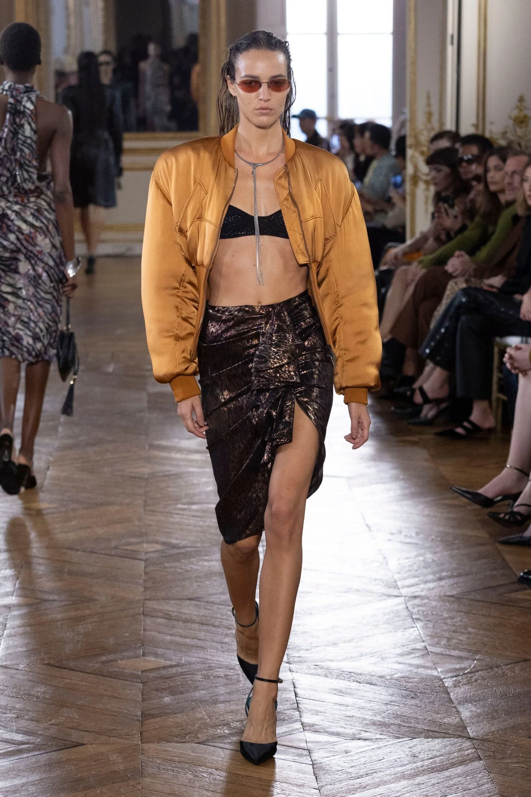 balmain-spring-2027-ready-to-wear-look-37-scaled.jpg