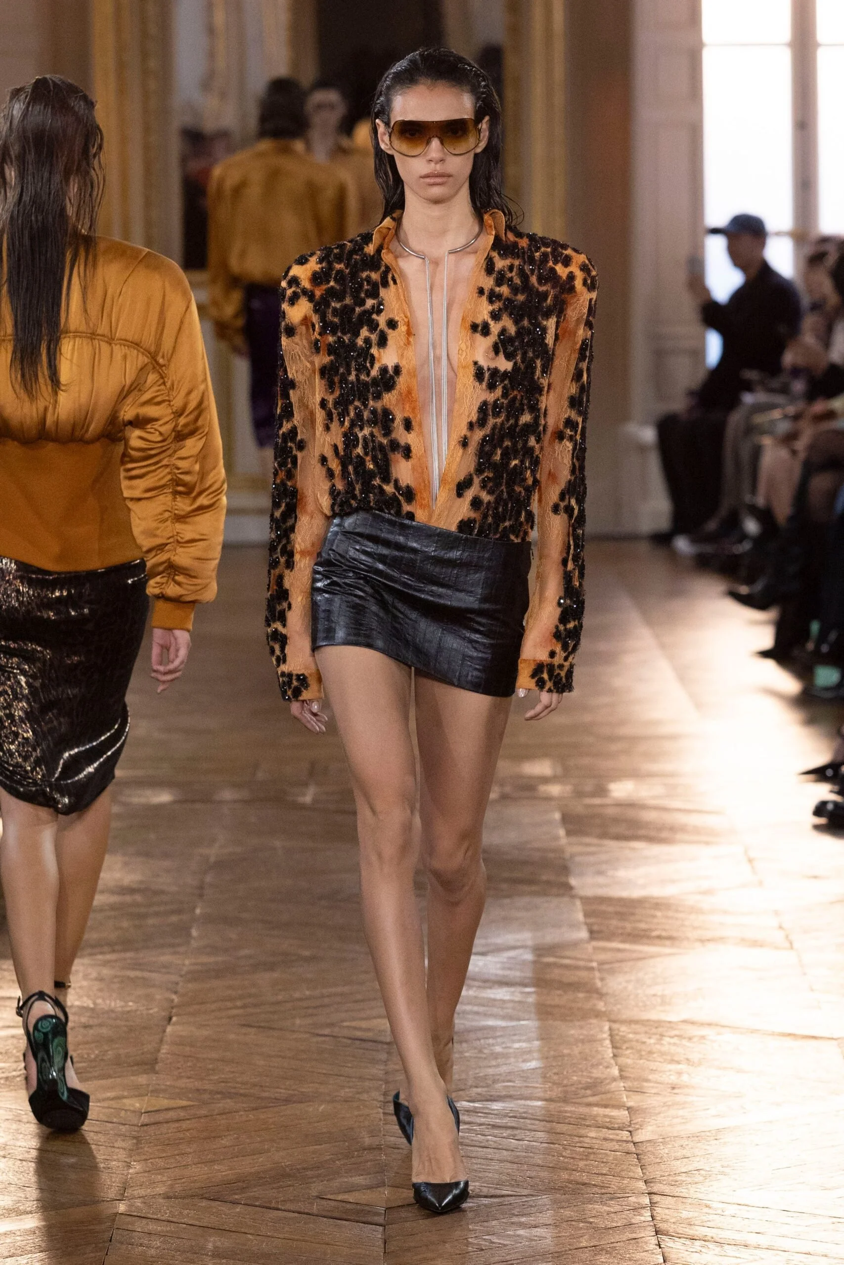 balmain-spring-2027-ready-to-wear-look-38-scaled.jpg
