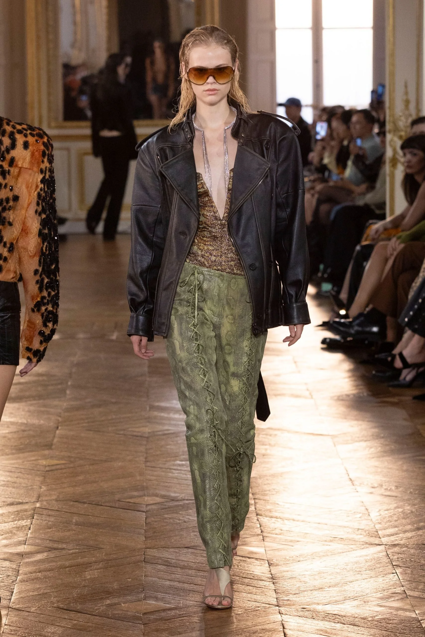 balmain-spring-2027-ready-to-wear-look-39-scaled.jpg