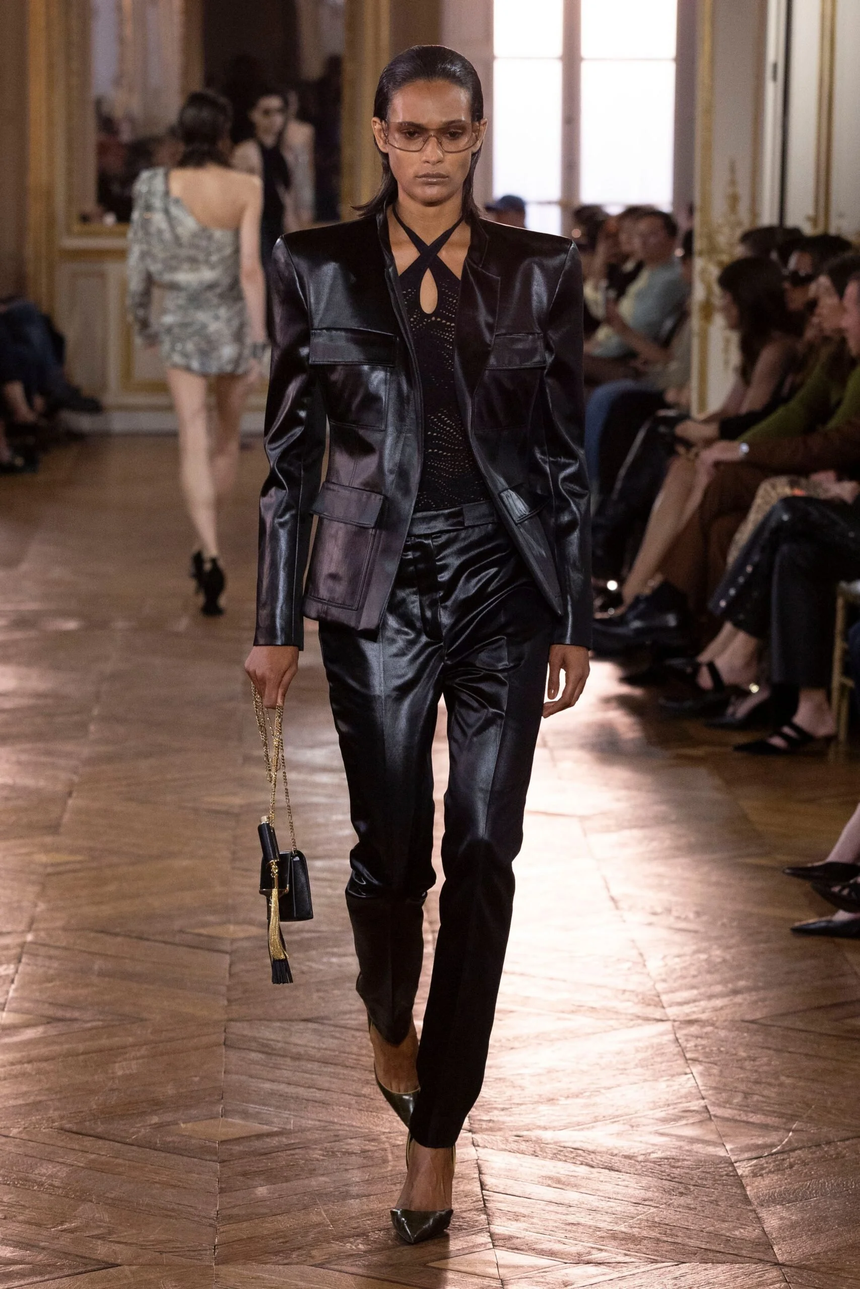 balmain-spring-2027-ready-to-wear-look-55-scaled.jpg