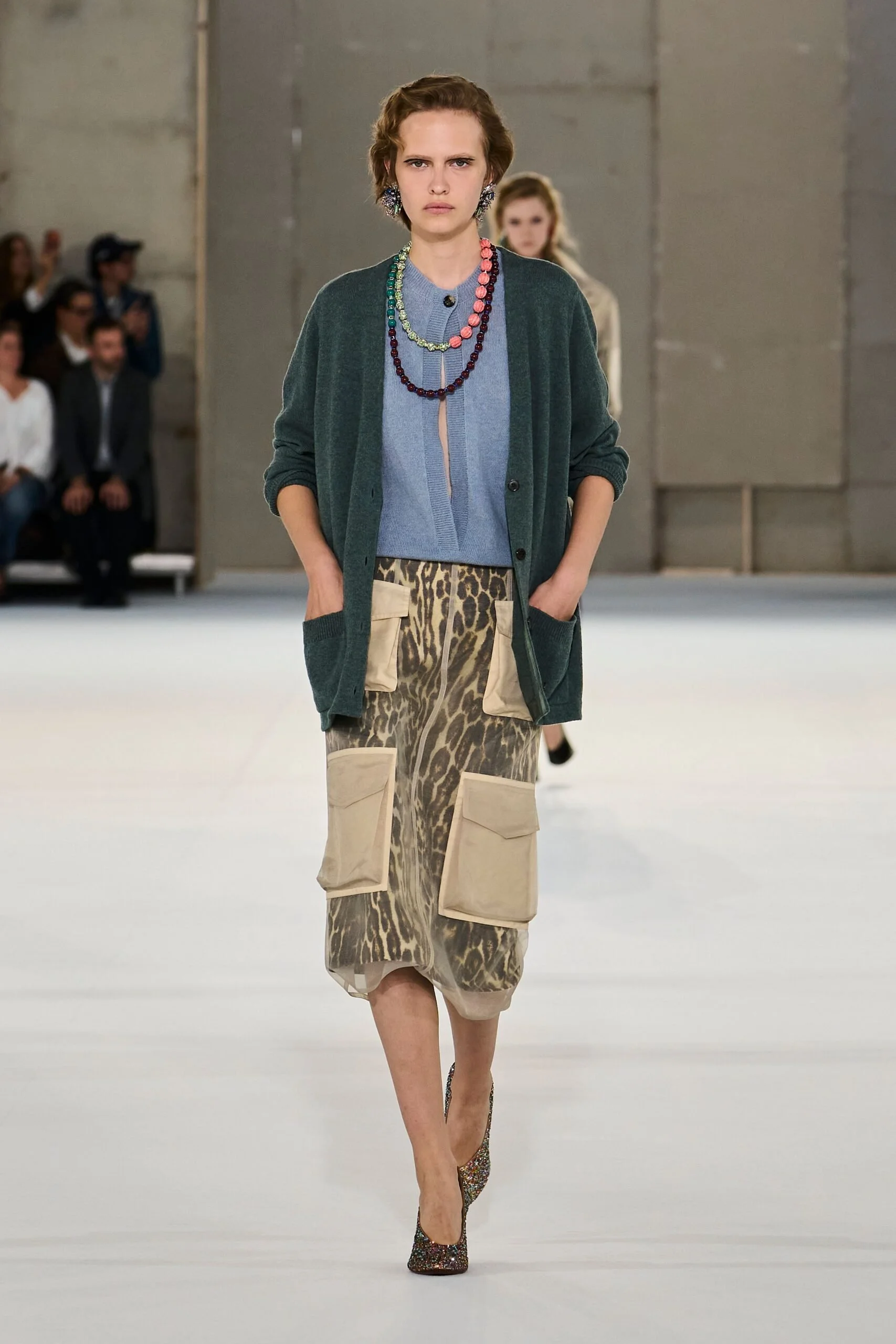 dries-van-noten-spring-2027-ready-to-wear-look-04-scaled.jpg