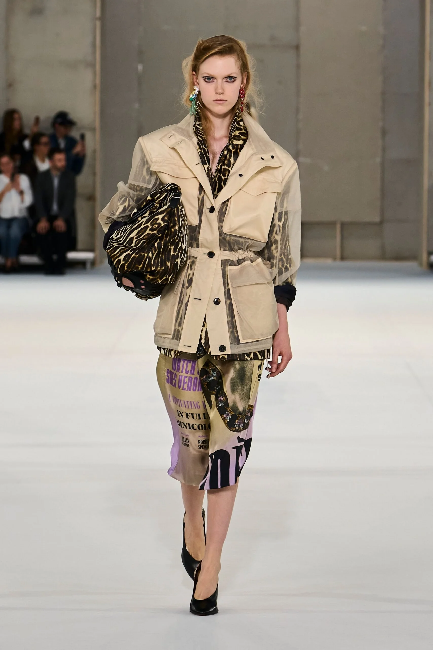 dries-van-noten-spring-2027-ready-to-wear-look-05-scaled.jpg