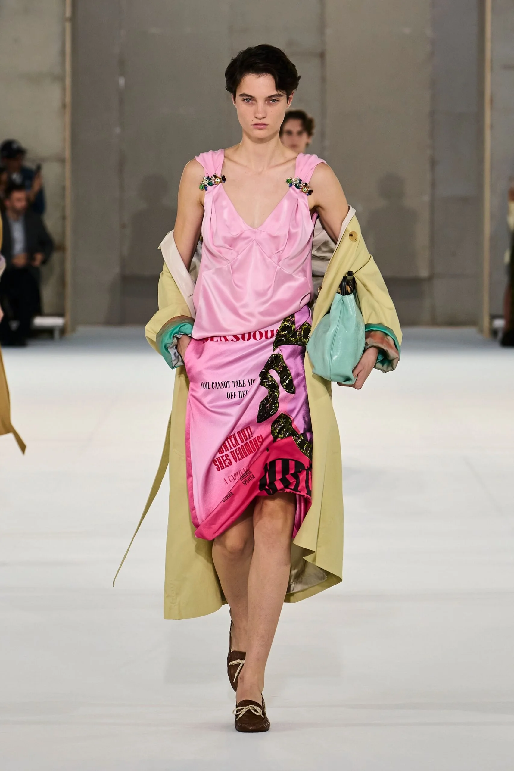 dries-van-noten-spring-2027-ready-to-wear-look-11-scaled.jpg
