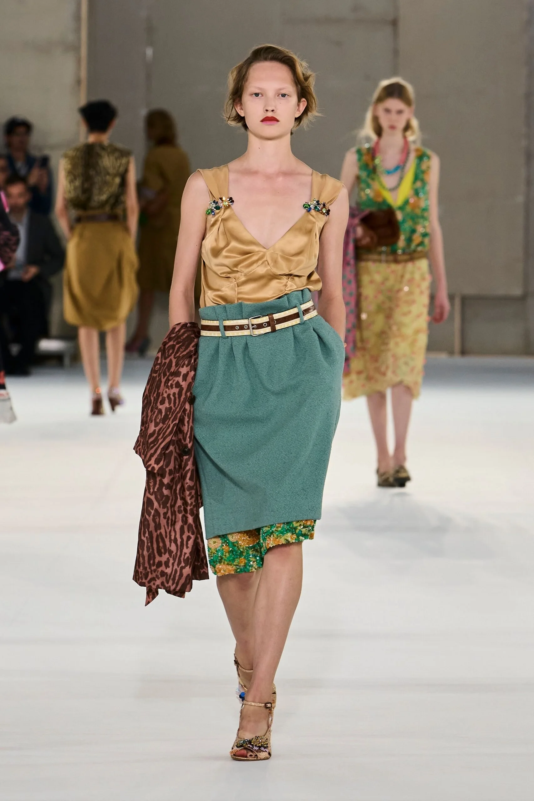 dries-van-noten-spring-2027-ready-to-wear-look-13-scaled.jpg