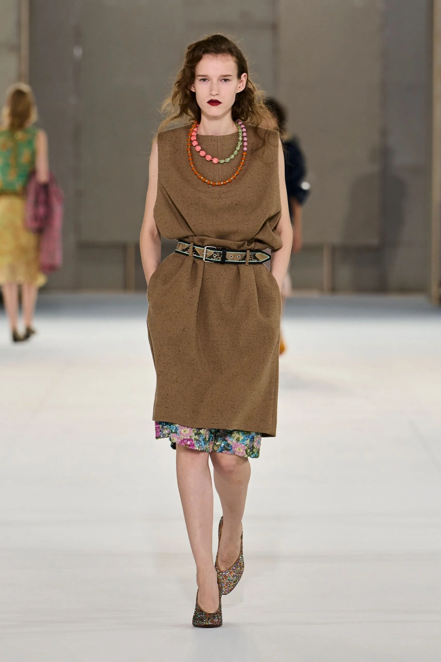 dries-van-noten-spring-2027-ready-to-wear-look-24-scaled.jpg