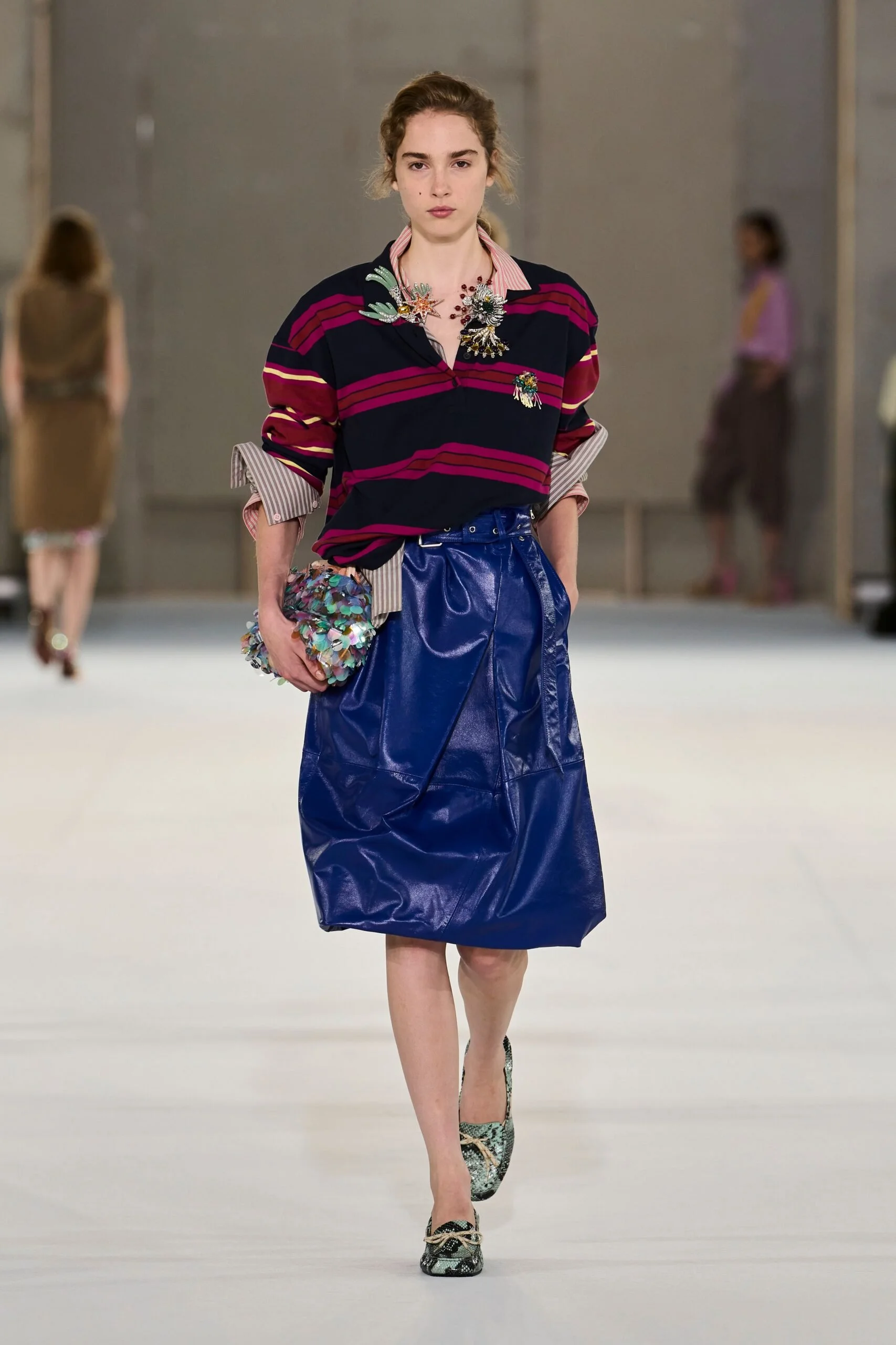 dries-van-noten-spring-2027-ready-to-wear-look-35-scaled.jpg
