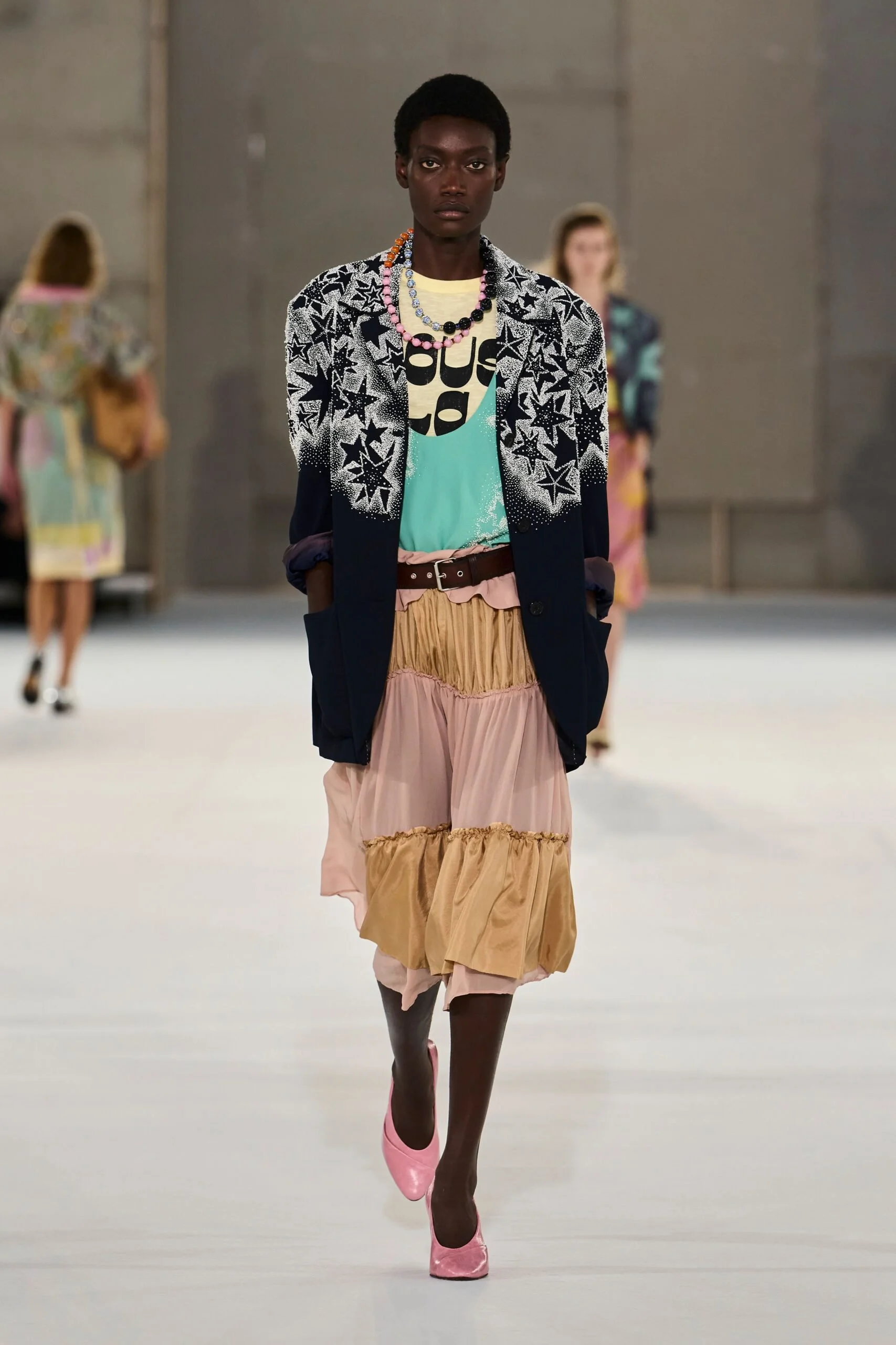 dries-van-noten-spring-2027-ready-to-wear-look-42-scaled.jpg