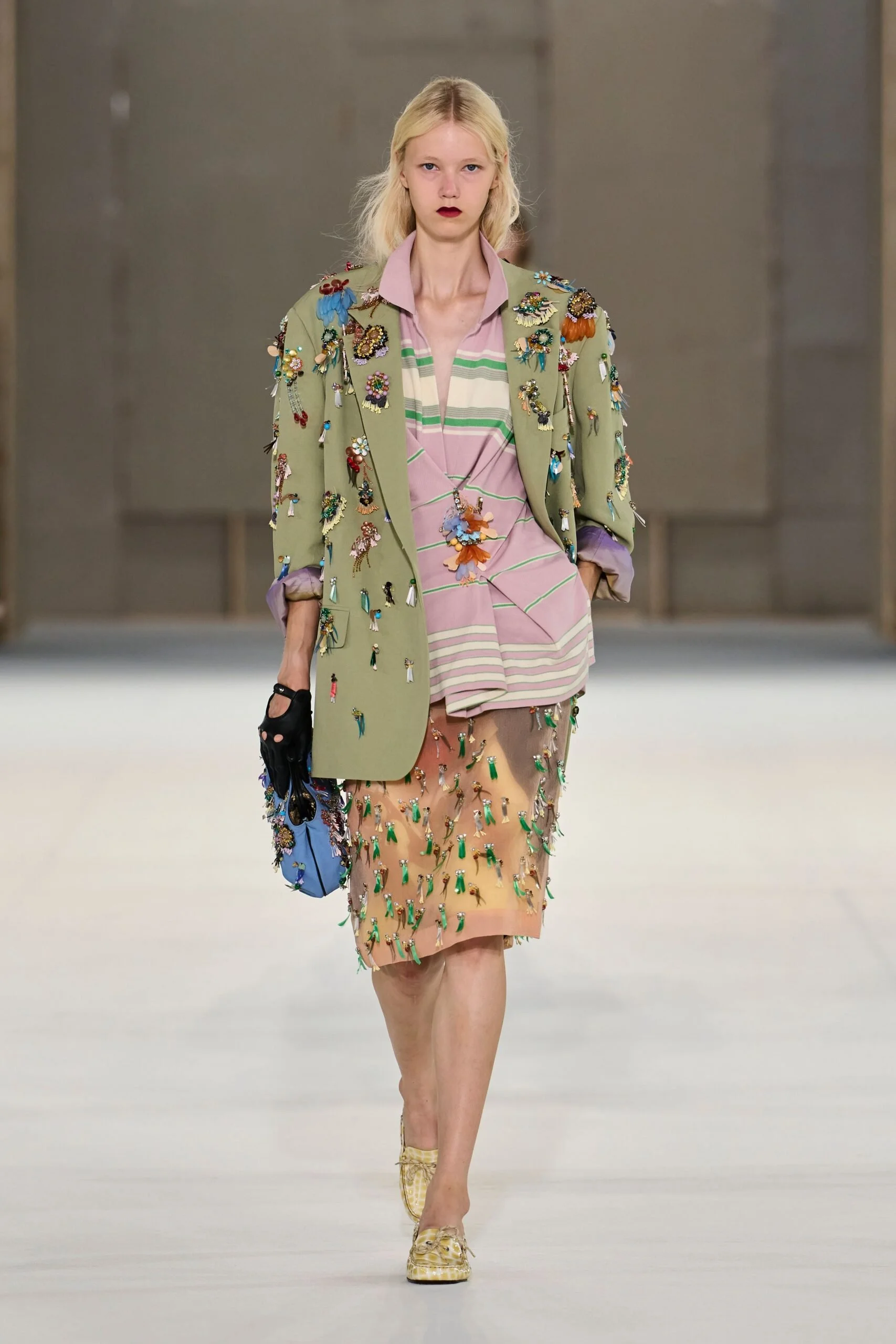 dries-van-noten-spring-2027-ready-to-wear-look-46-scaled.jpg