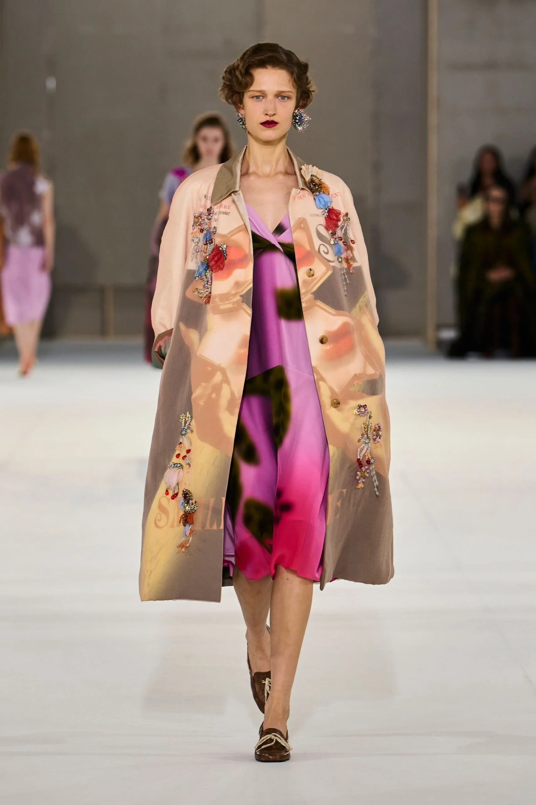 dries-van-noten-spring-2027-ready-to-wear-look-51-scaled.jpg
