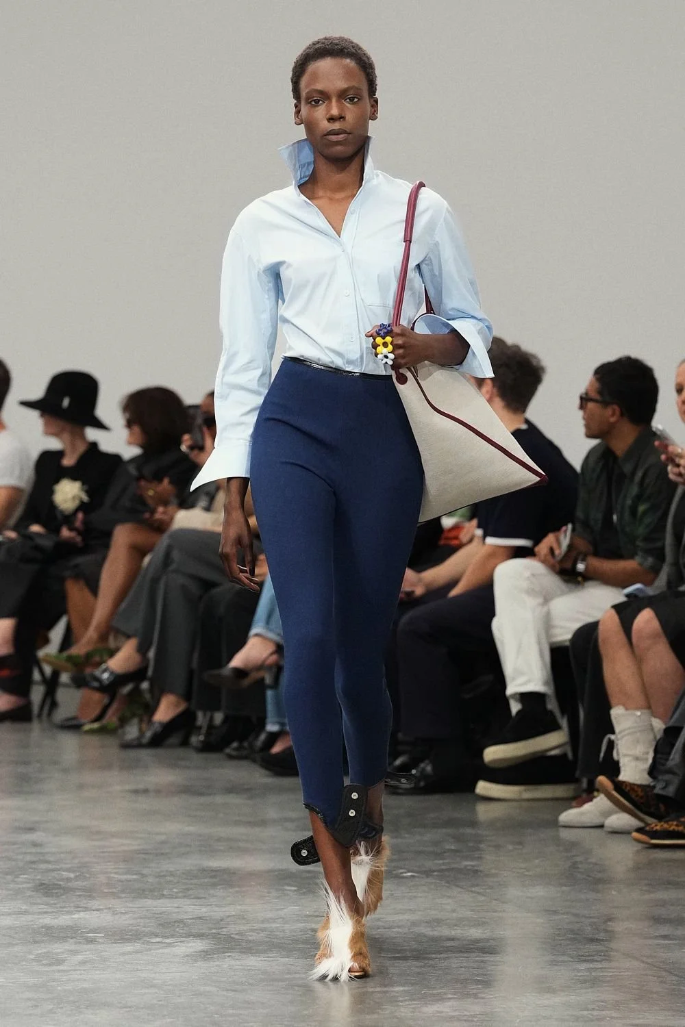 courreges-spring-2027-ready-to-wear-look-04.jpg