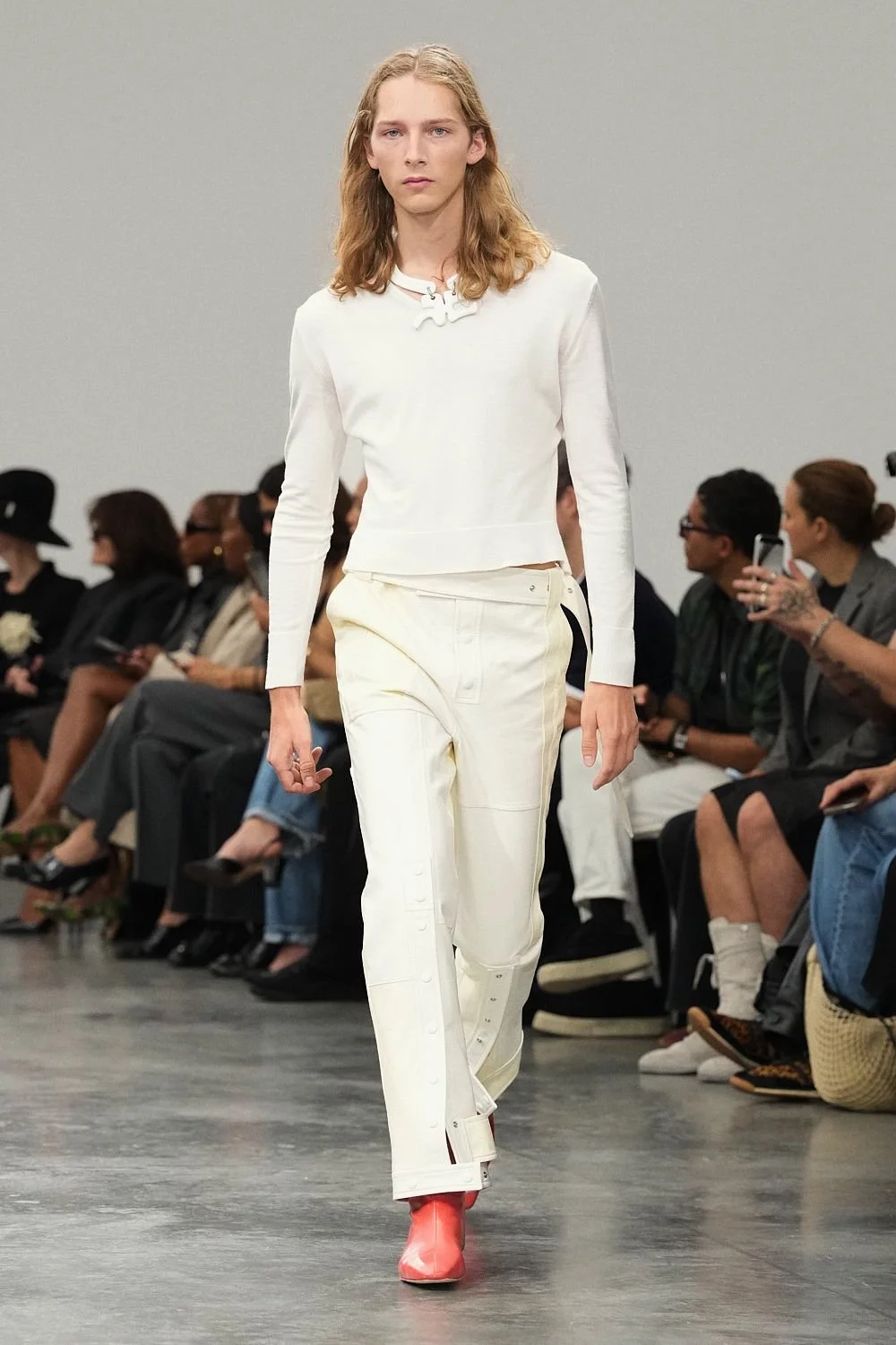courreges-spring-2027-ready-to-wear-look-11.jpg