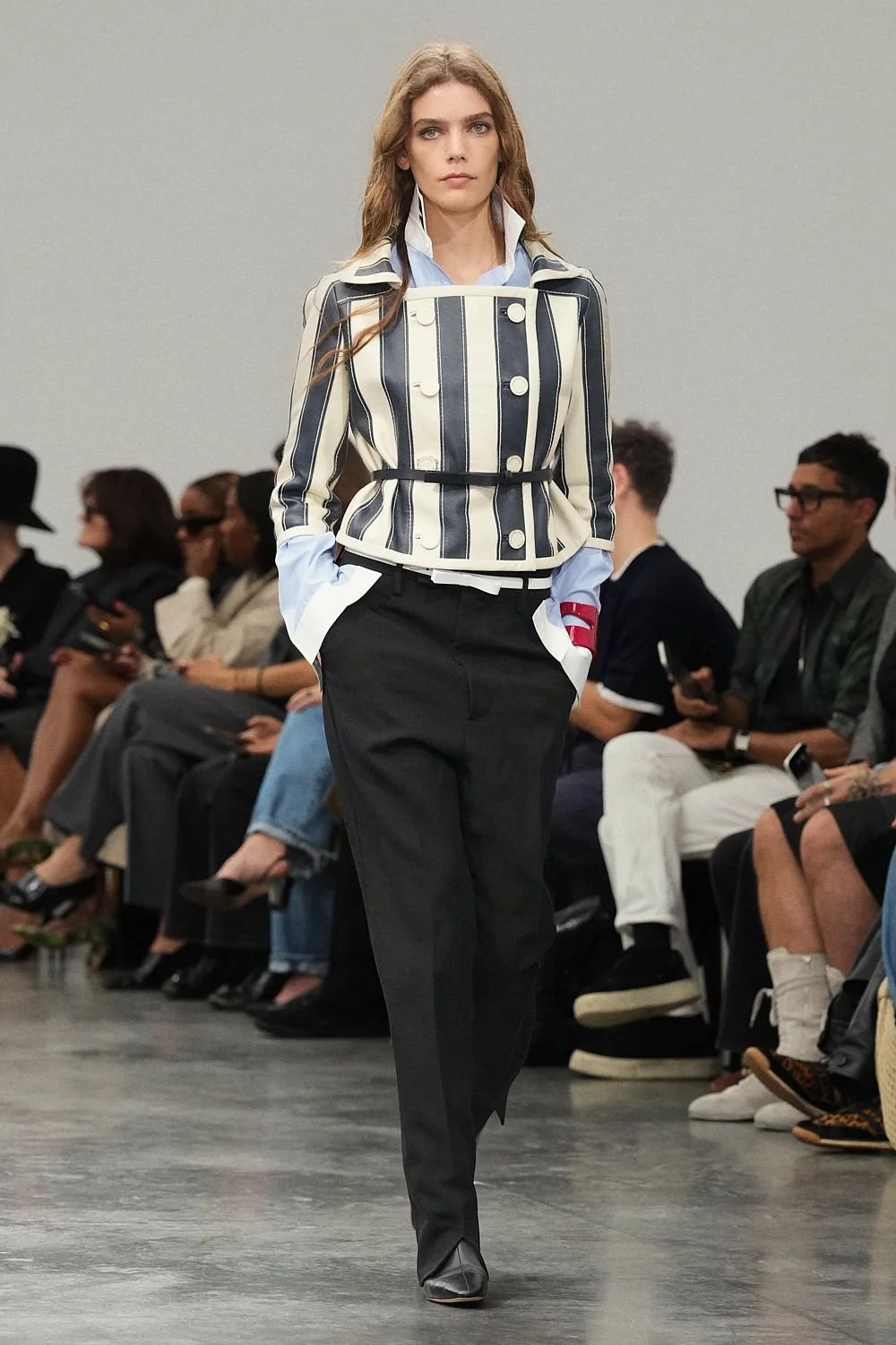 courreges-spring-2027-ready-to-wear-look-13.jpg