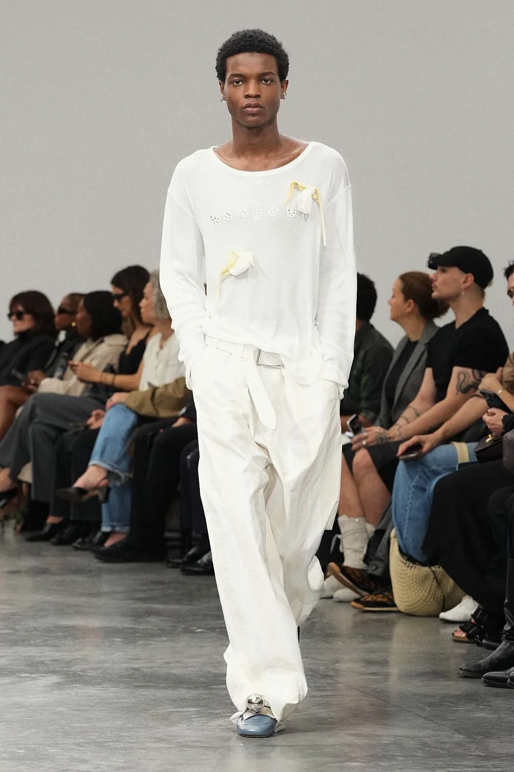 courreges-spring-2027-ready-to-wear-look-16.jpg