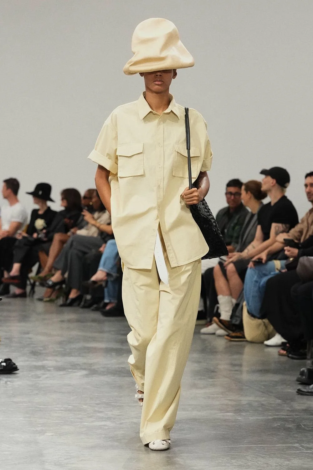 courreges-spring-2027-ready-to-wear-look-46.jpg