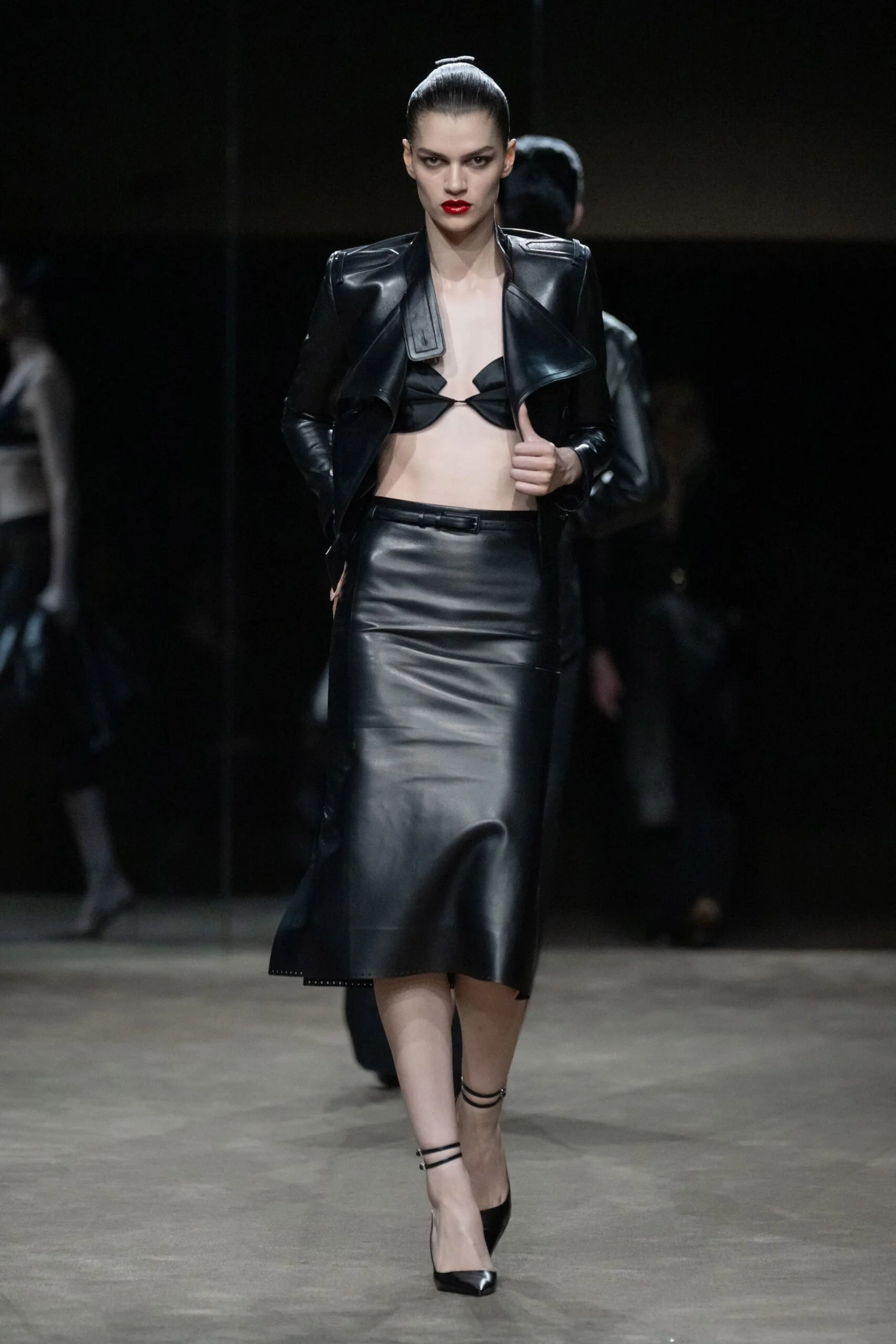 tom-ford-spring-2027-ready-to-wear-look-09-scaled.jpg