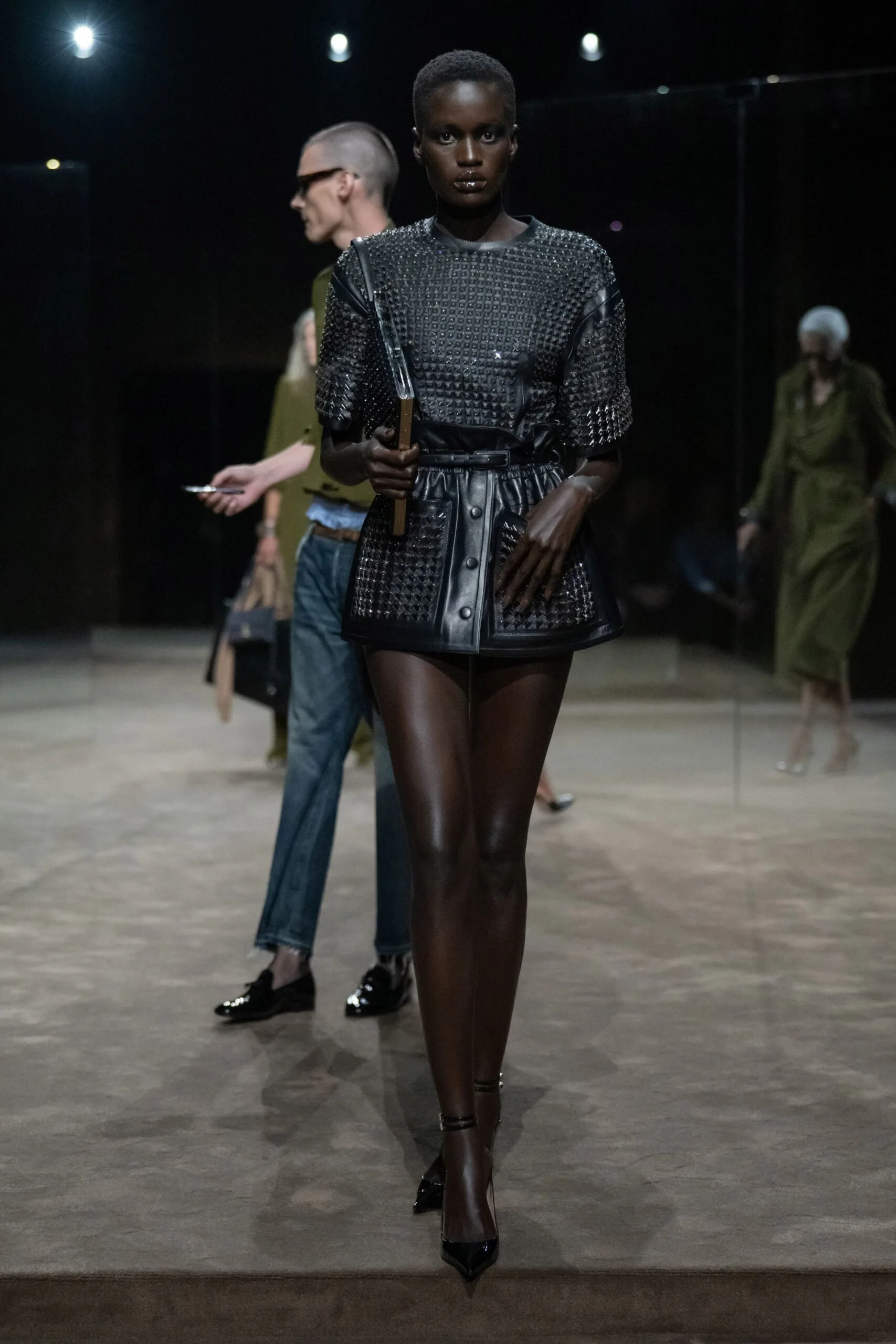 tom-ford-spring-2027-ready-to-wear-look-12-scaled.jpg