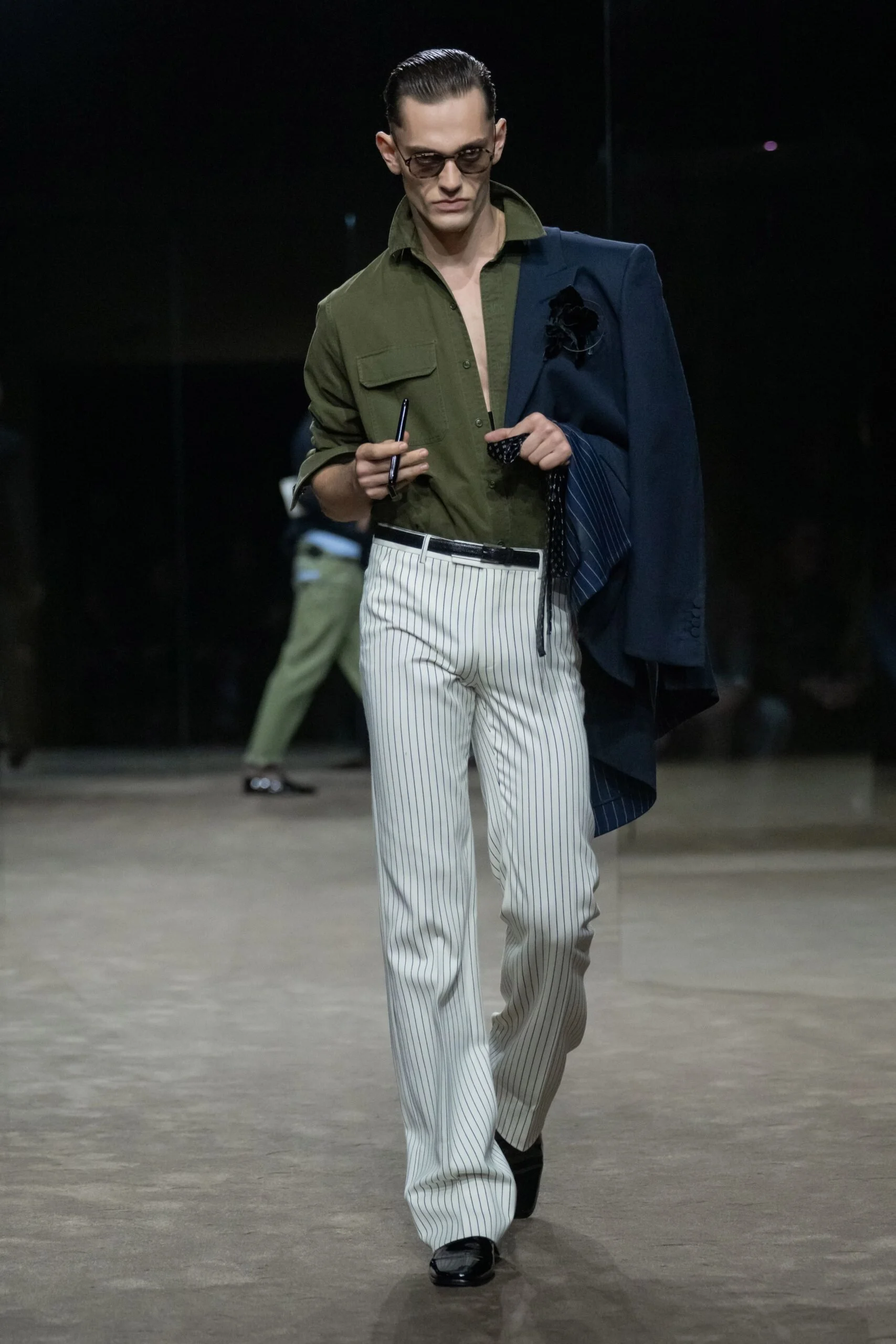 tom-ford-spring-2027-ready-to-wear-look-20-scaled.jpg