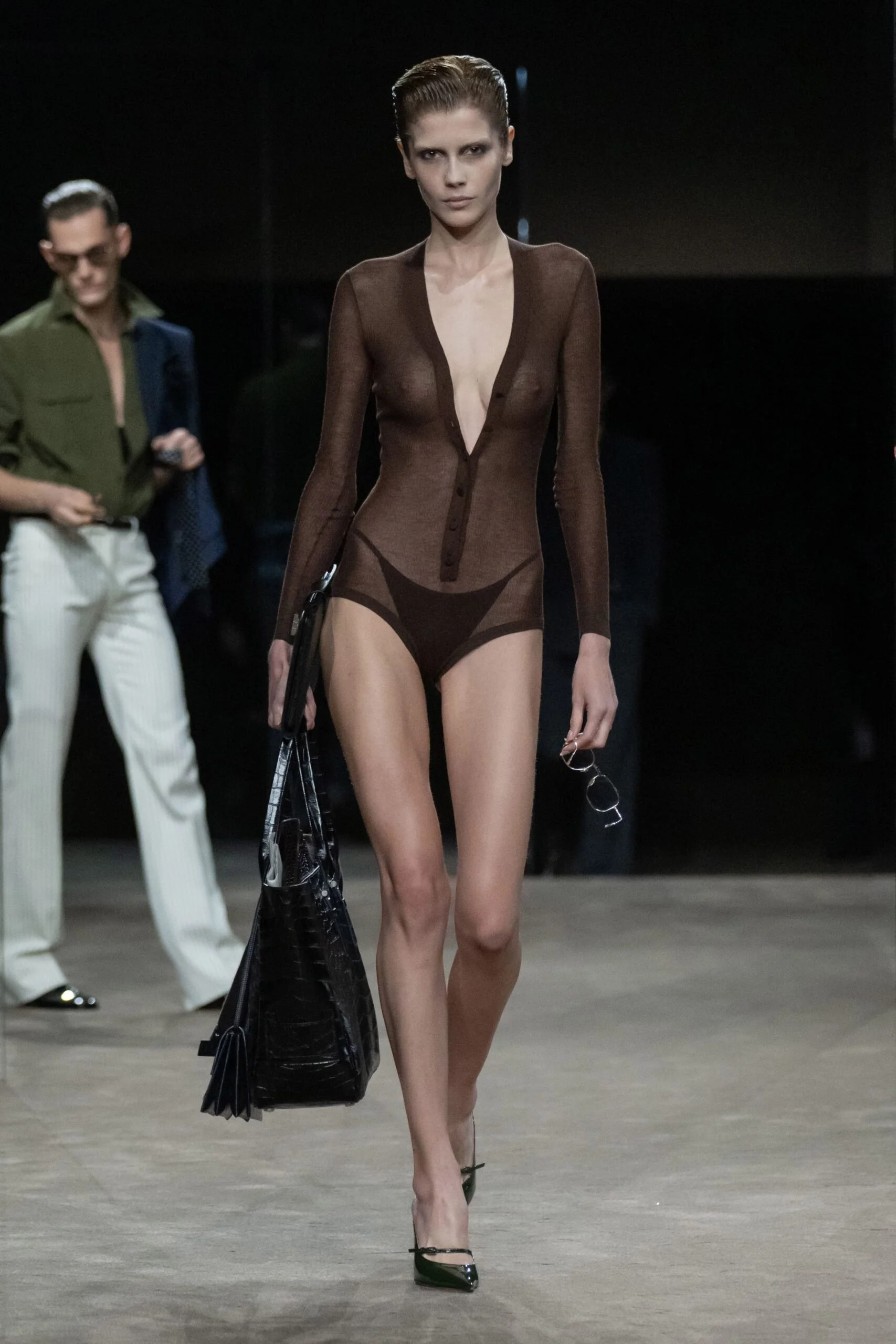 tom-ford-spring-2027-ready-to-wear-look-21-scaled.jpg