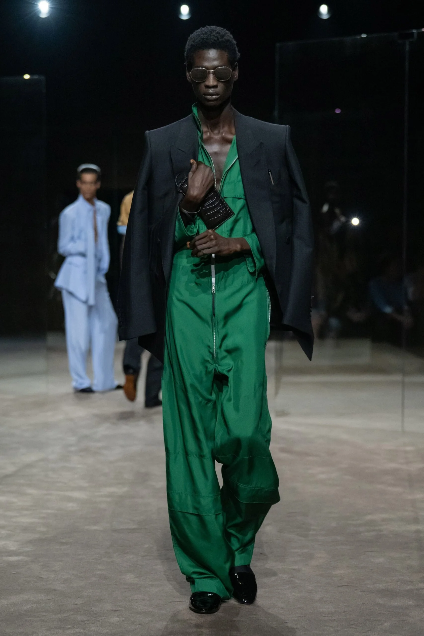 tom-ford-spring-2027-ready-to-wear-look-29-scaled.jpg