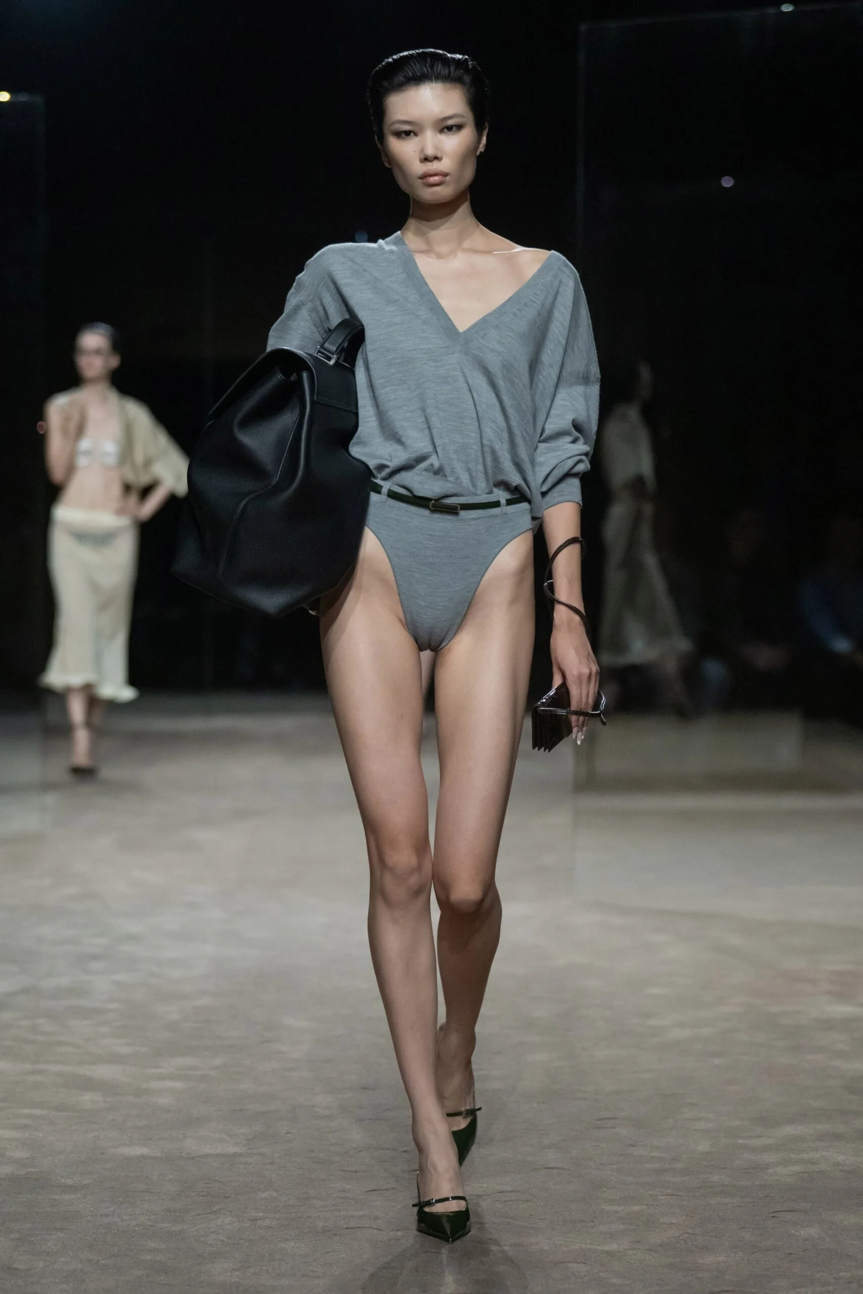 tom-ford-spring-2027-ready-to-wear-look-34-scaled.jpg