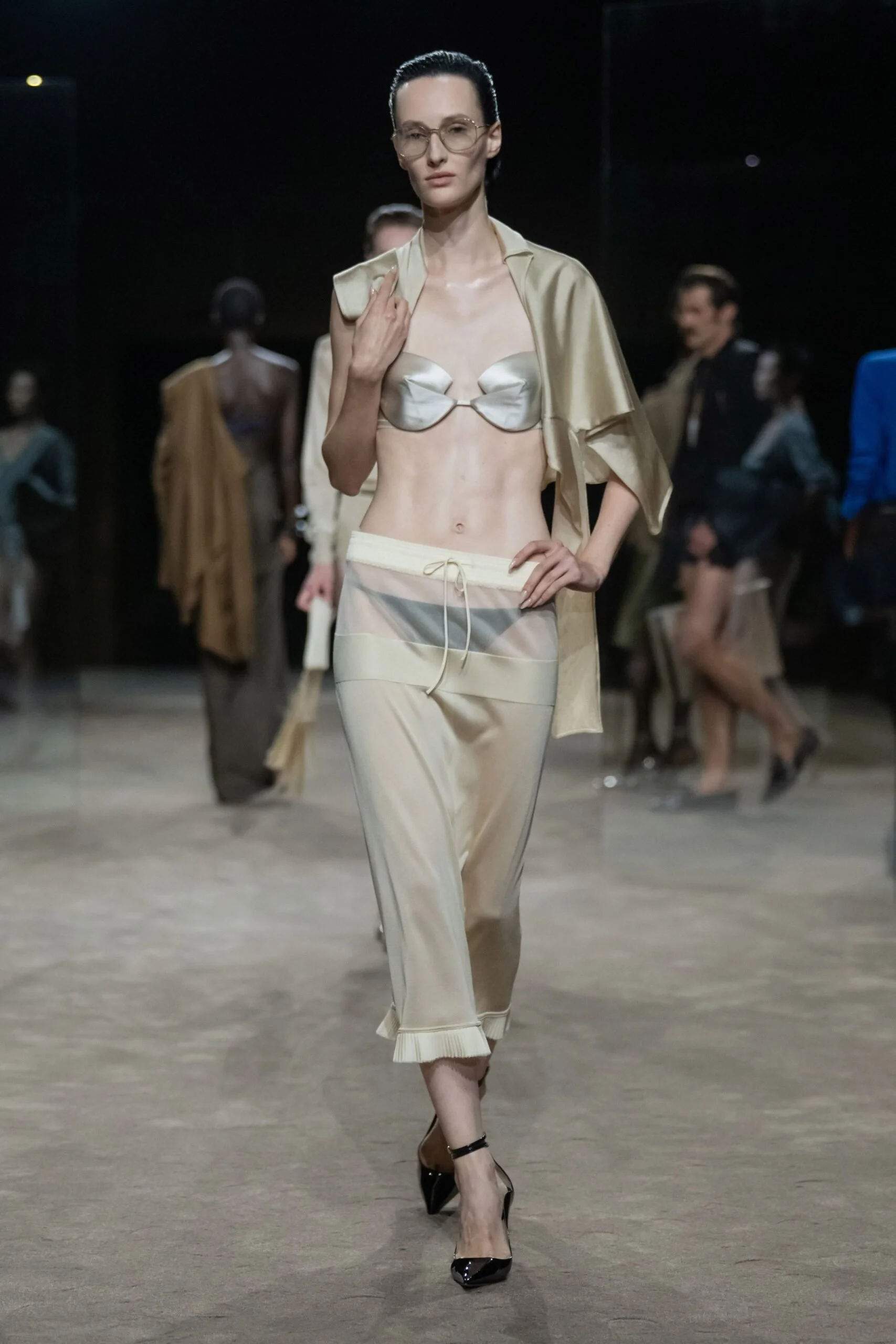 tom-ford-spring-2027-ready-to-wear-look-35-scaled.jpg