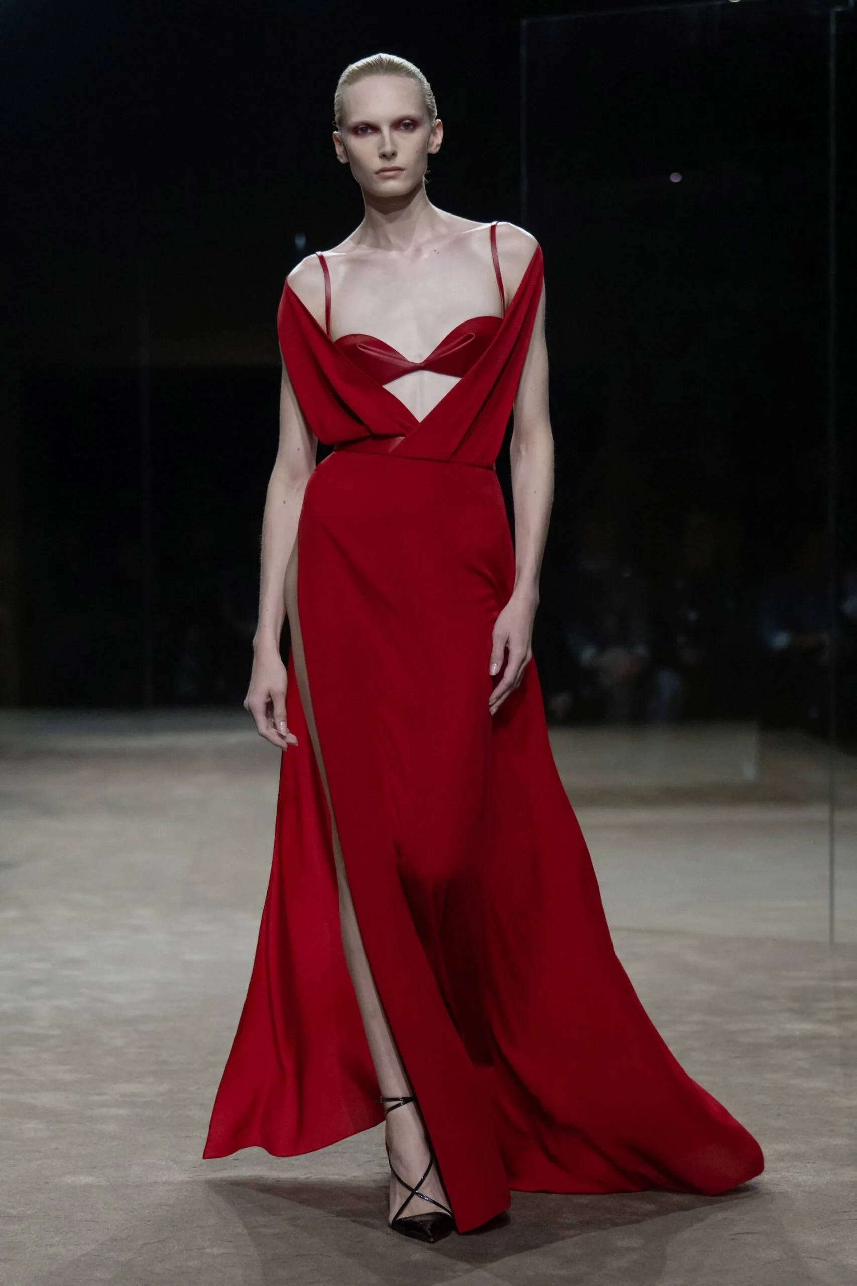 tom-ford-spring-2027-ready-to-wear-look-48-scaled.jpg