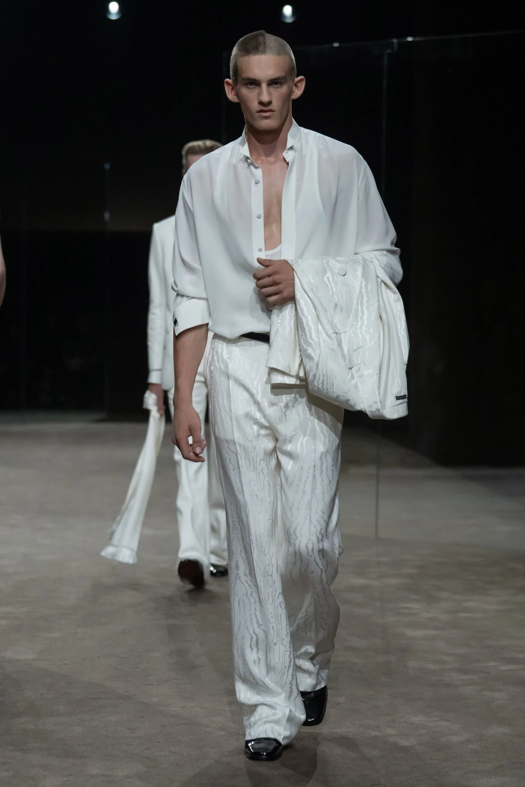 tom-ford-spring-2027-ready-to-wear-look-55-scaled.jpg