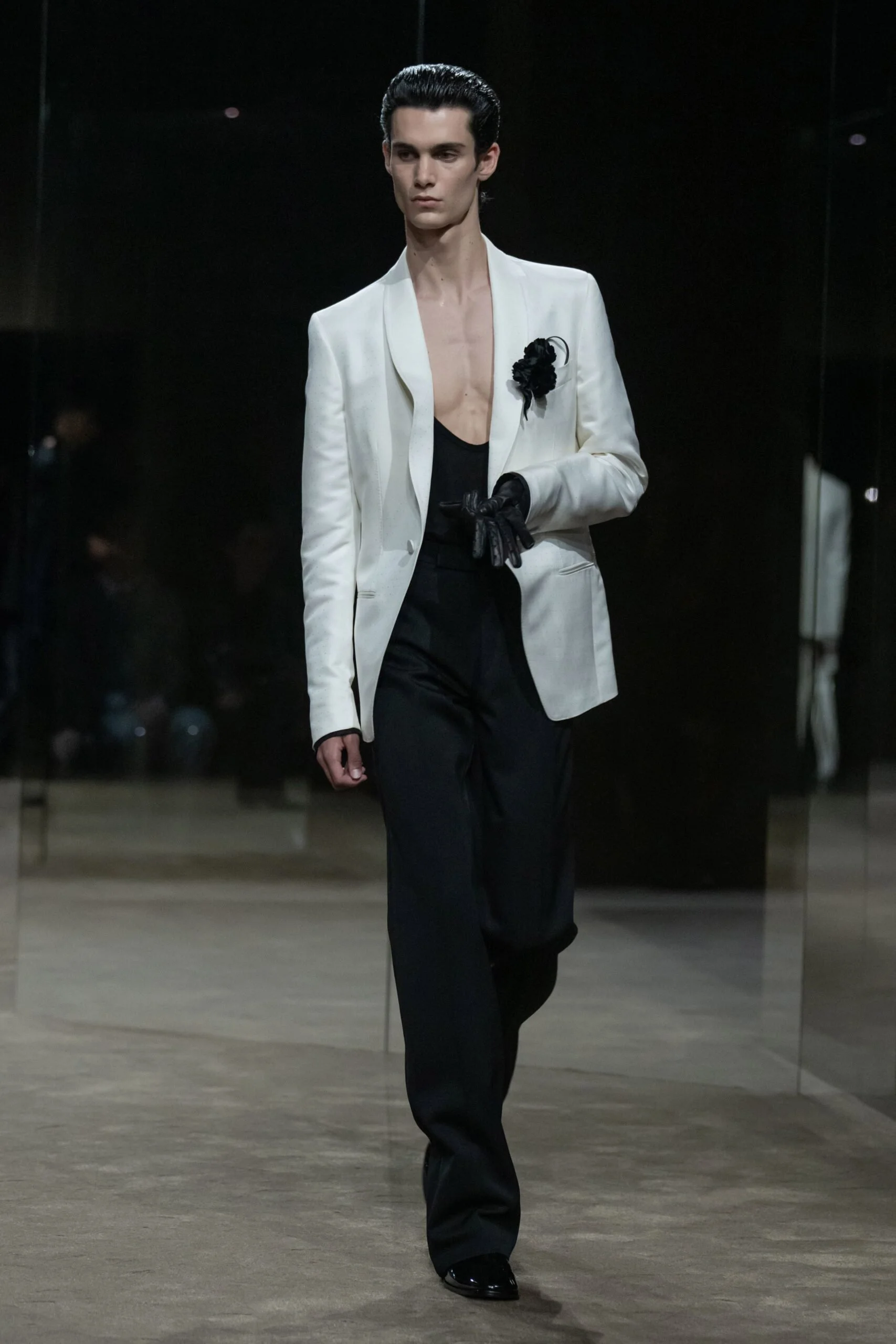 tom-ford-spring-2027-ready-to-wear-look-58-scaled.jpg