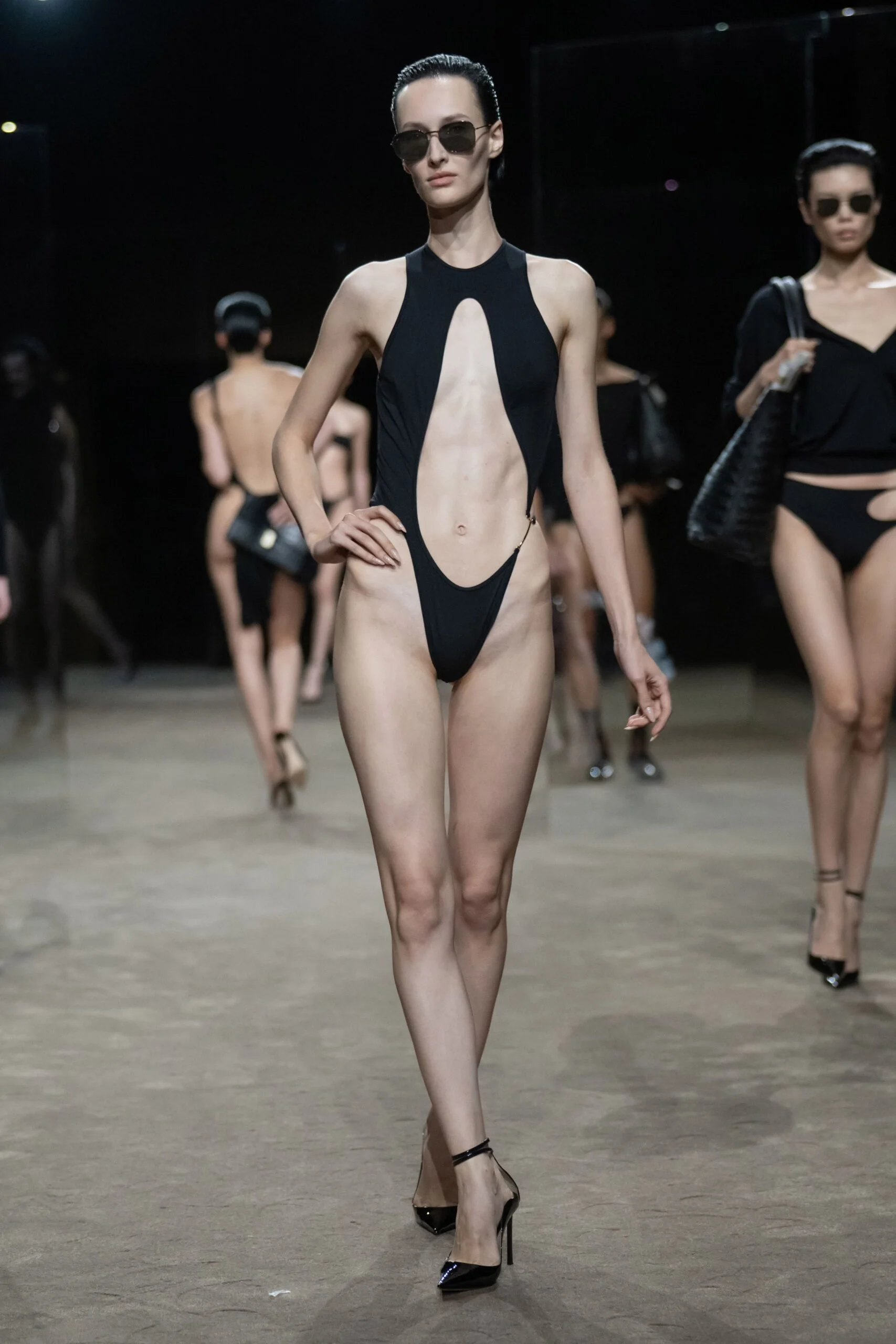 tom-ford-spring-2027-ready-to-wear-look-63-scaled.jpg