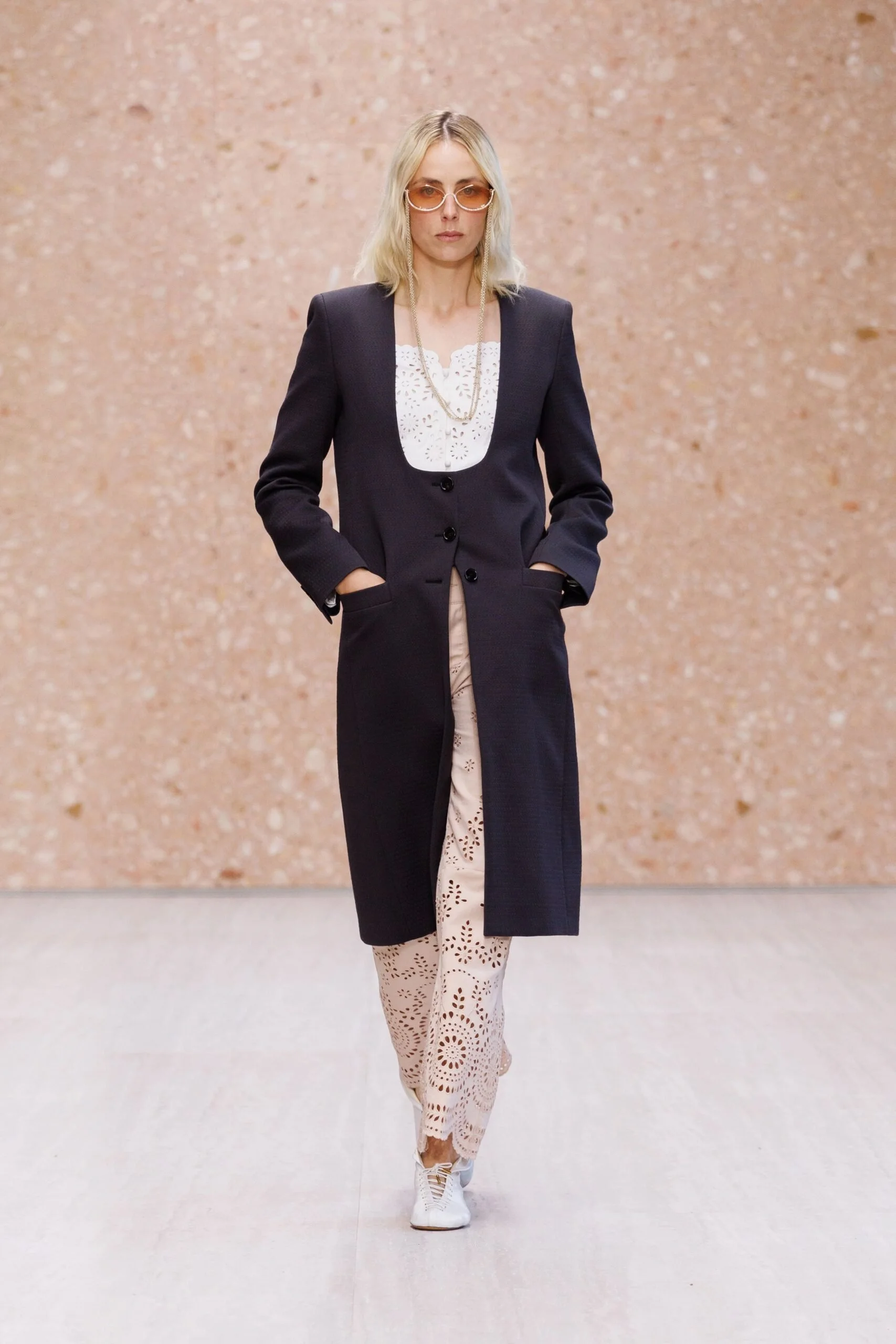 chloe-spring-2027-ready-to-wear-look-13-scaled.jpg