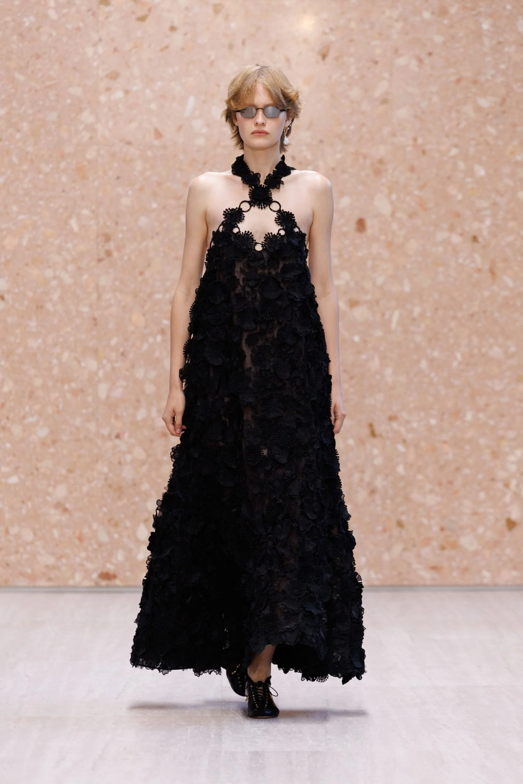 chloe-spring-2027-ready-to-wear-look-15-scaled.jpg