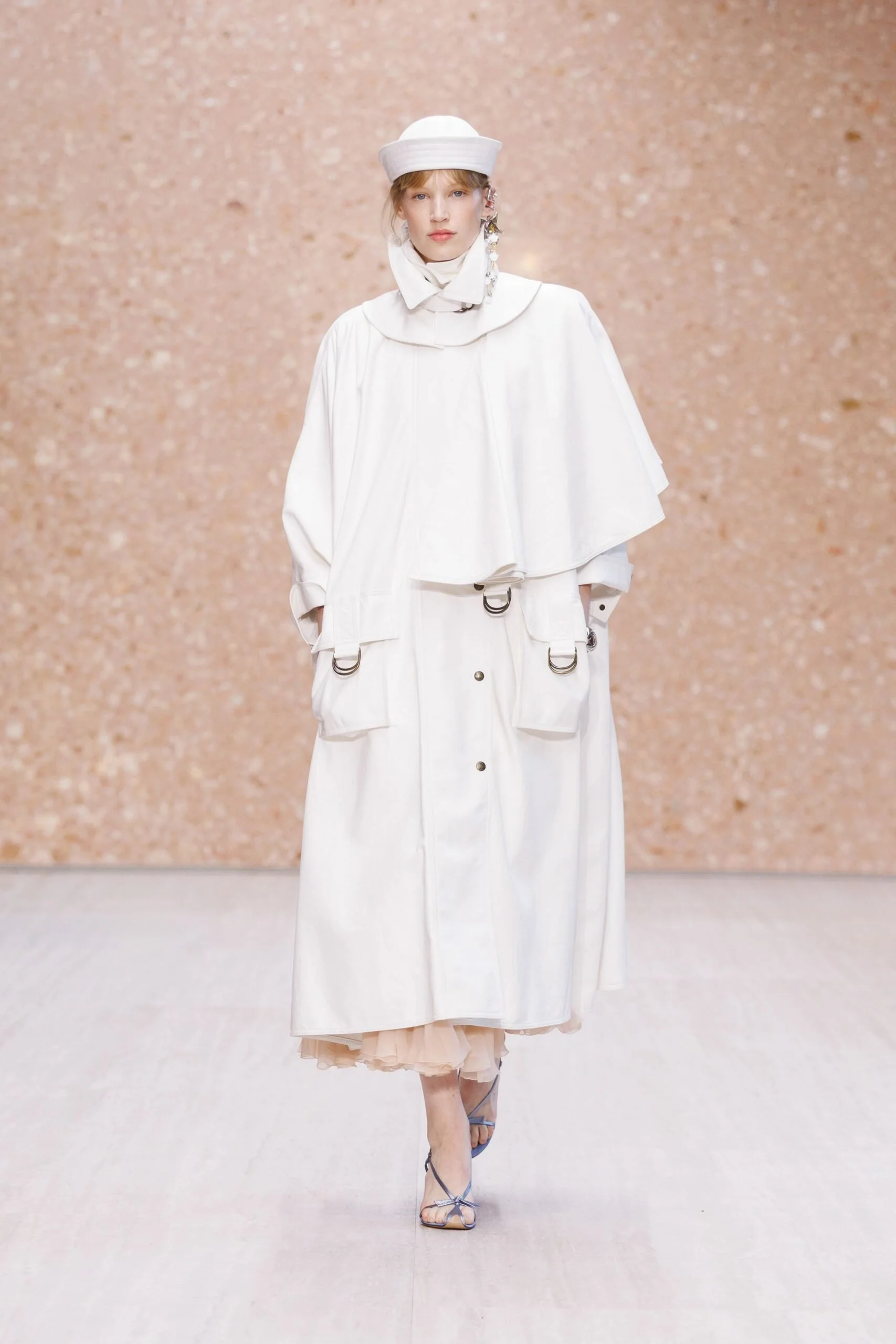 chloe-spring-2027-ready-to-wear-look-19-scaled.jpg