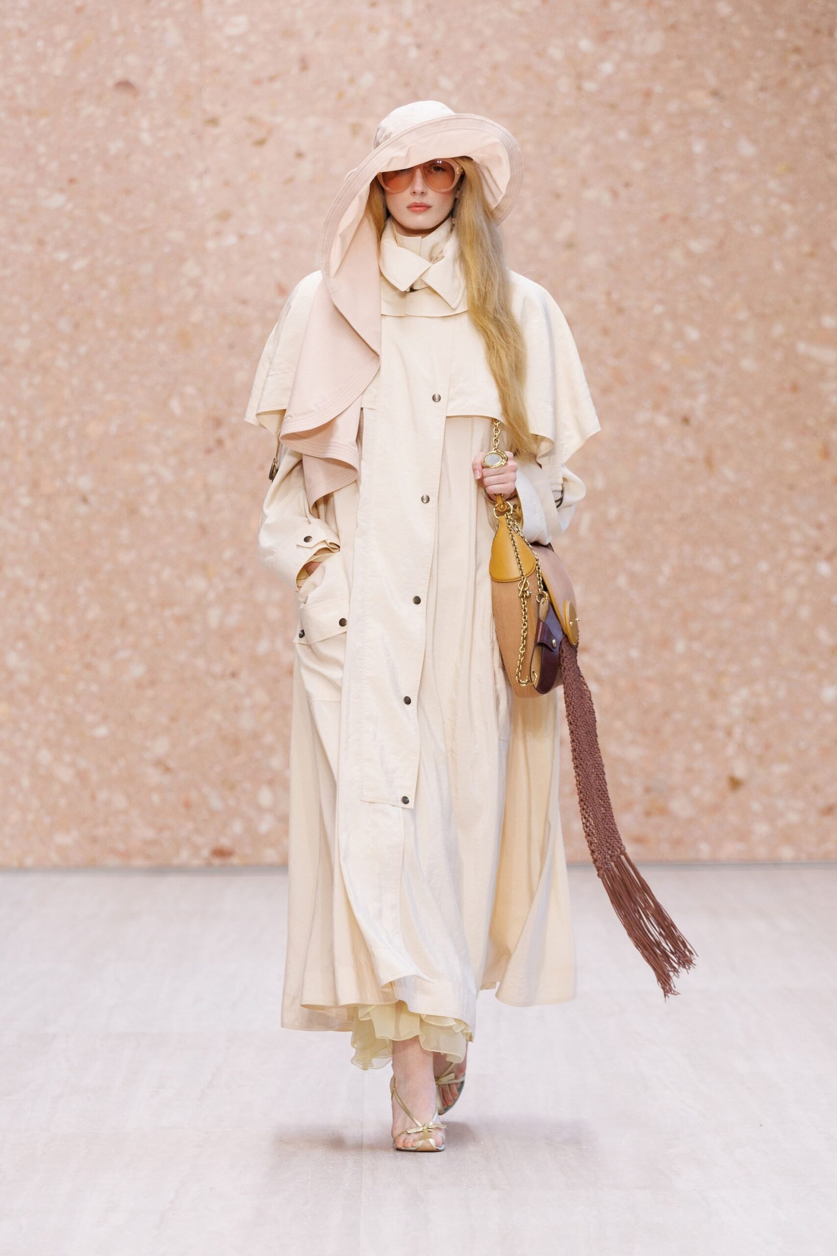 chloe-spring-2027-ready-to-wear-look-27-scaled.jpg