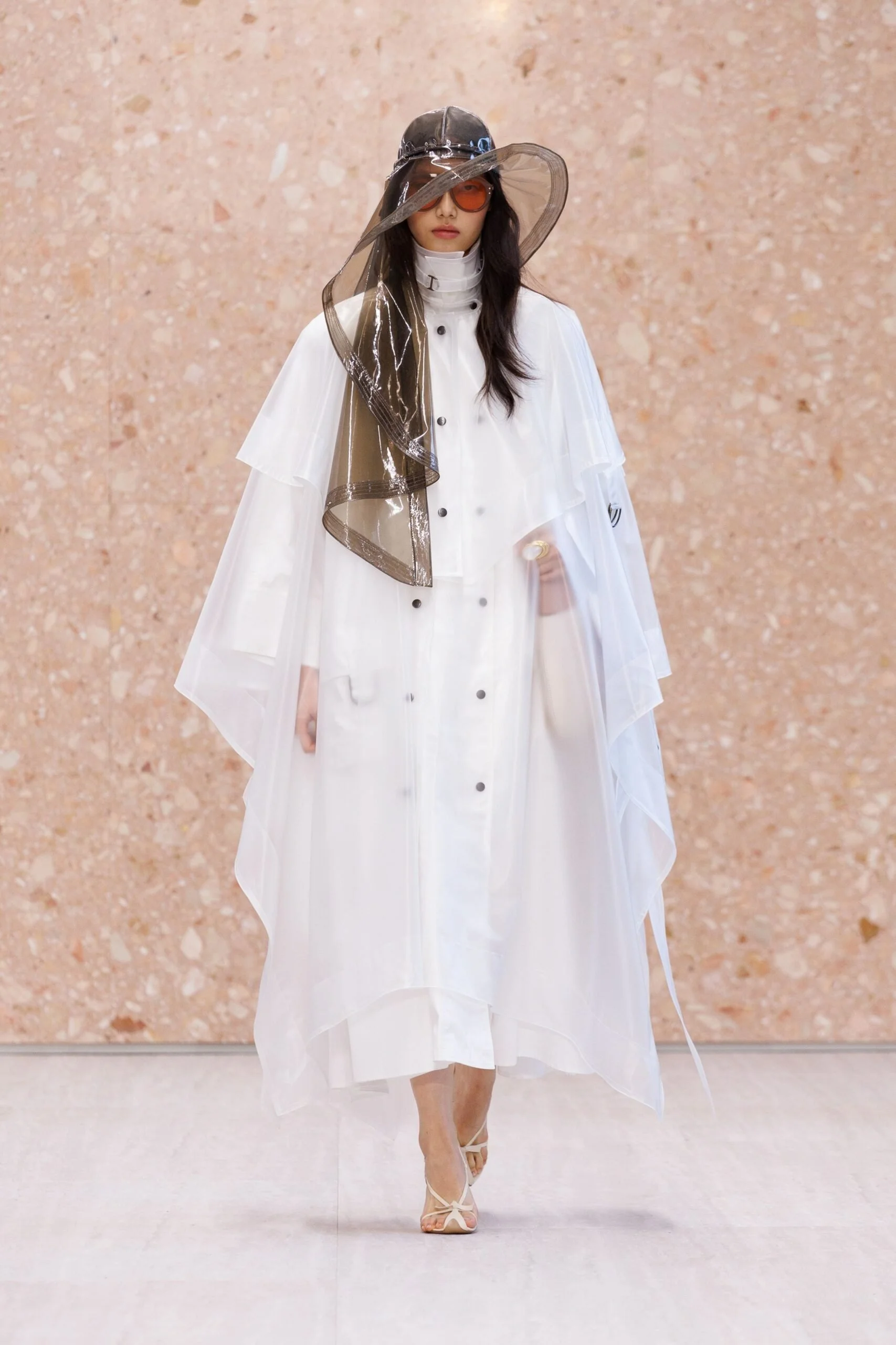 chloe-spring-2027-ready-to-wear-look-28-scaled.jpg