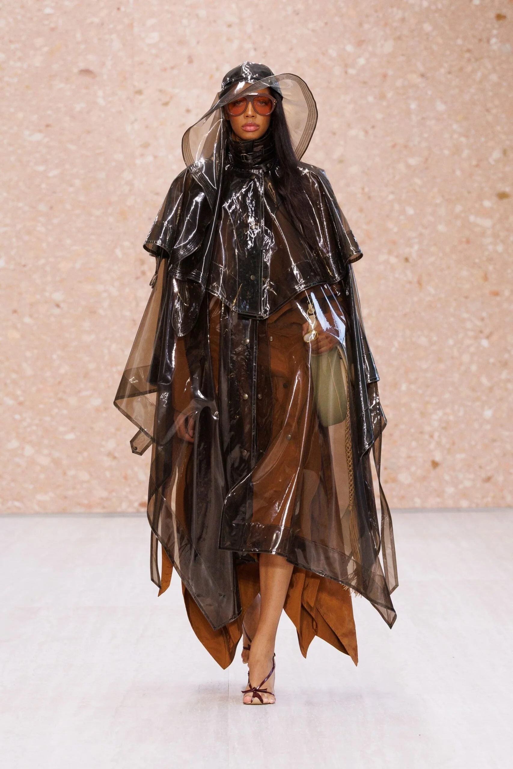 chloe-spring-2027-ready-to-wear-look-31-scaled.jpg