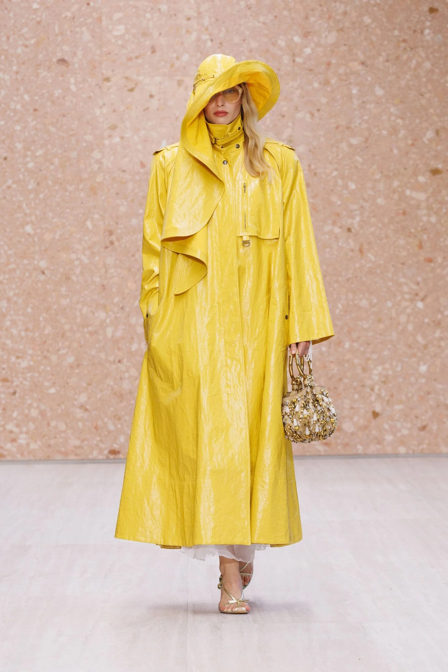 chloe-spring-2027-ready-to-wear-look-33-scaled.jpg