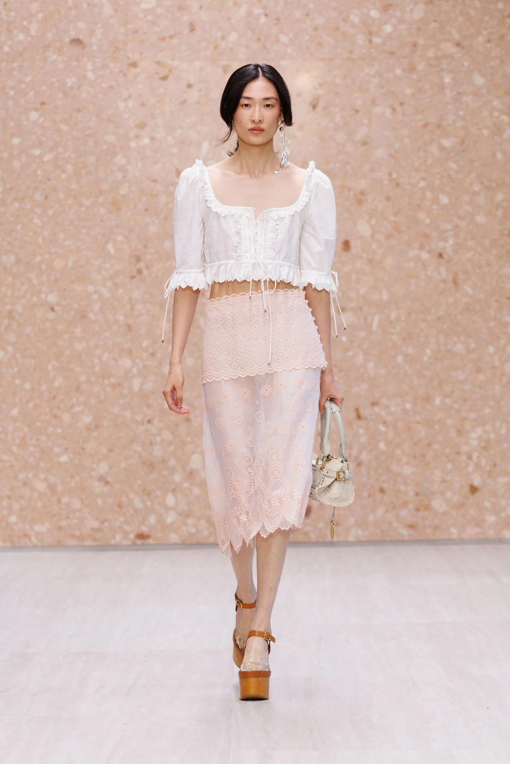 chloe-spring-2027-ready-to-wear-look-36-scaled.jpg