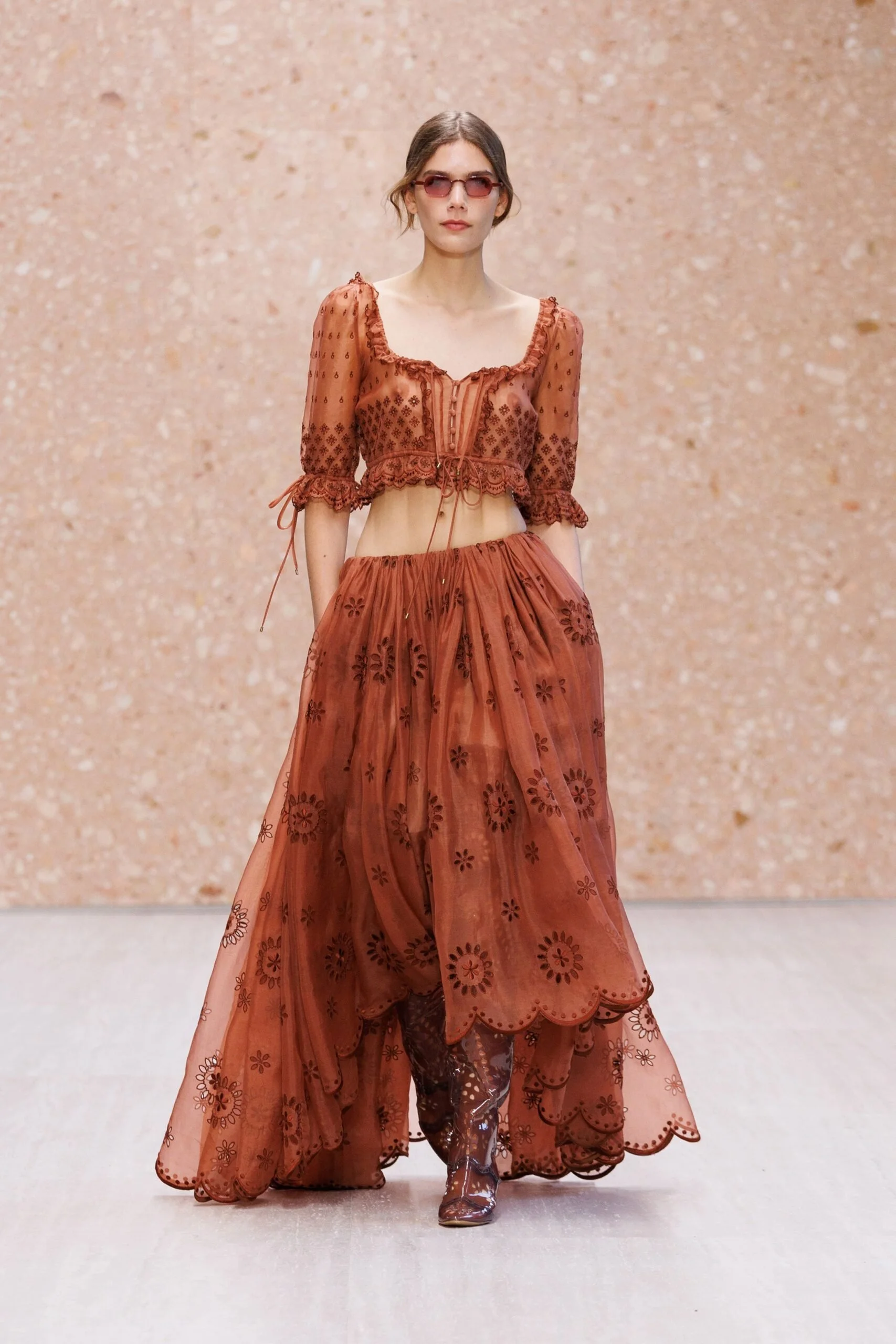 chloe-spring-2027-ready-to-wear-look-39-scaled.jpg