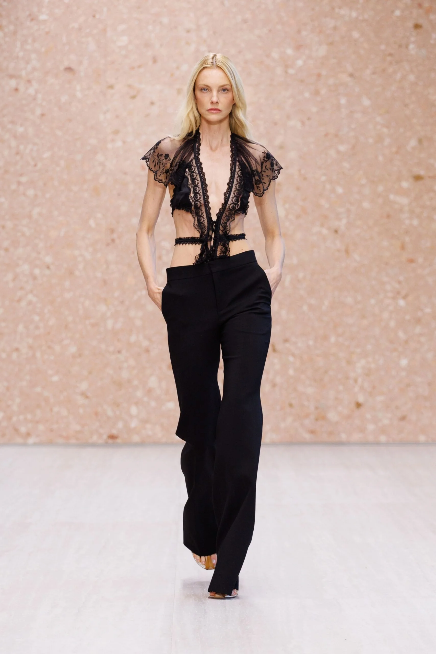 chloe-spring-2027-ready-to-wear-look-48-scaled.jpg