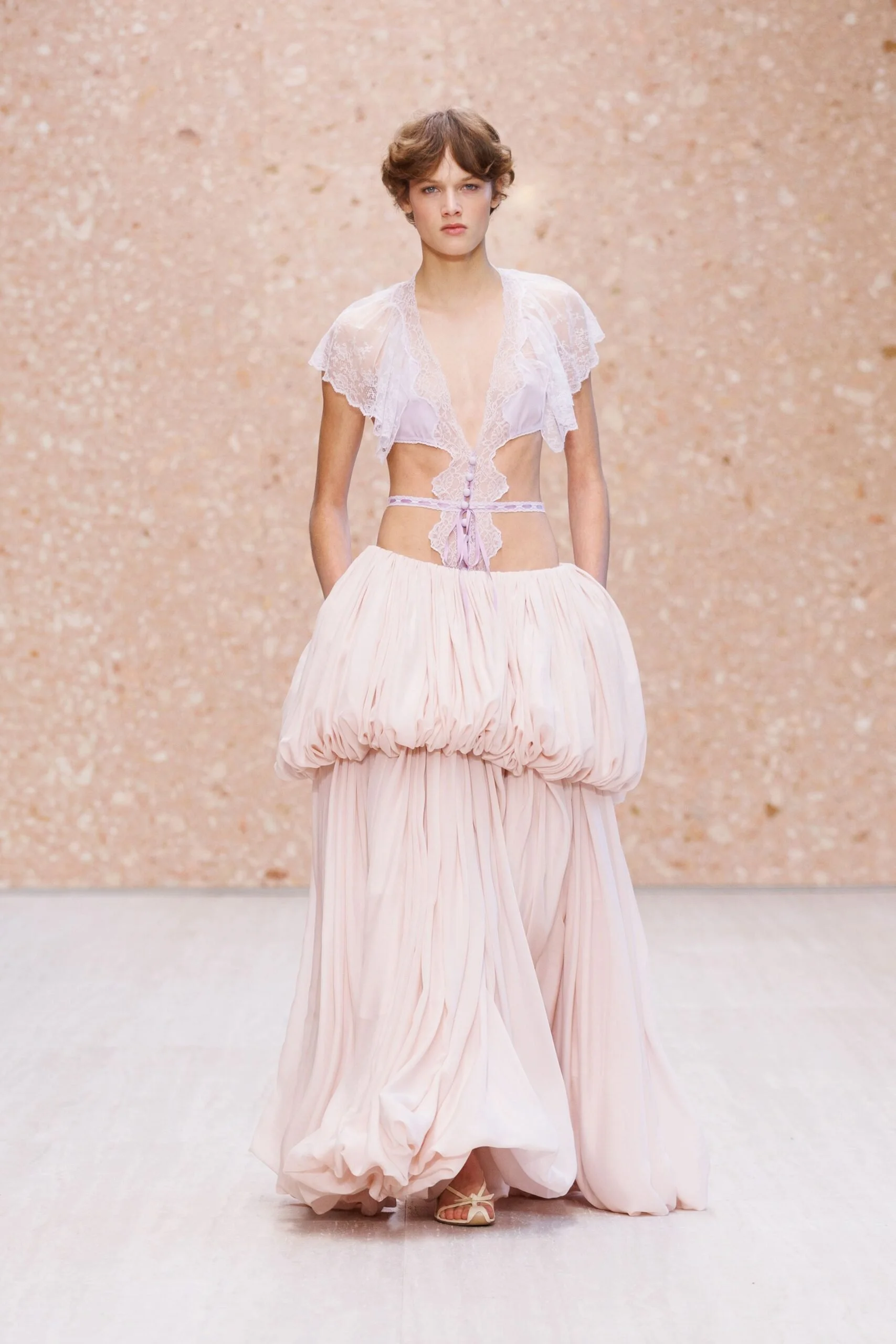 chloe-spring-2027-ready-to-wear-look-51-scaled.jpg