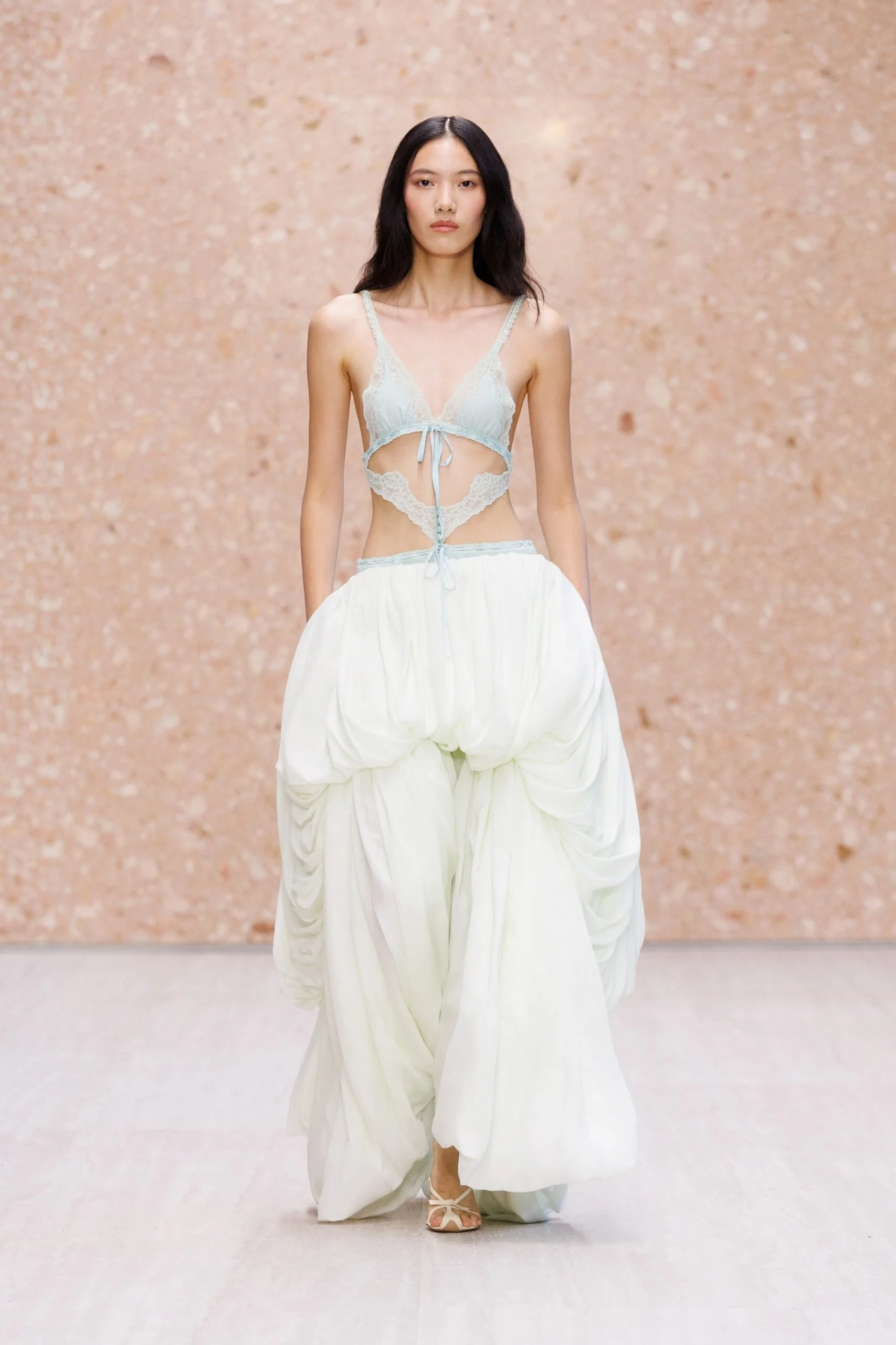 chloe-spring-2027-ready-to-wear-look-52-scaled.jpg