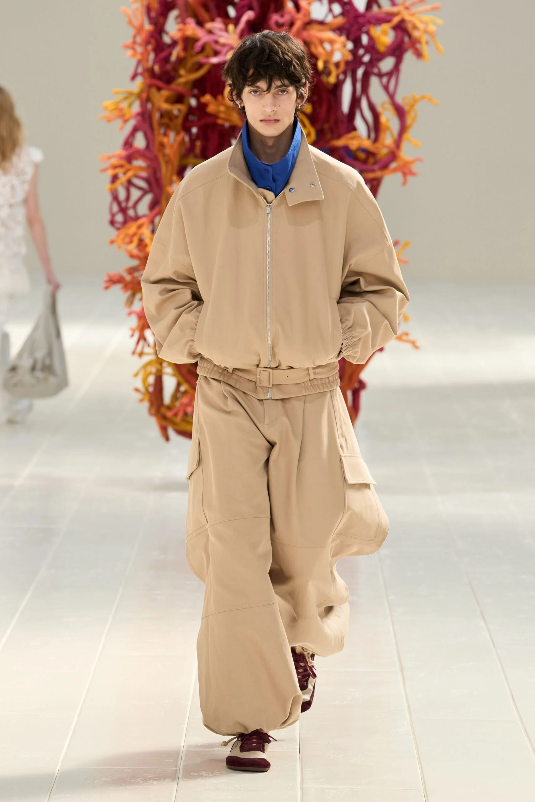 balenciaga-spring-2027-ready-to-wear-look-10-scaled.jpg
