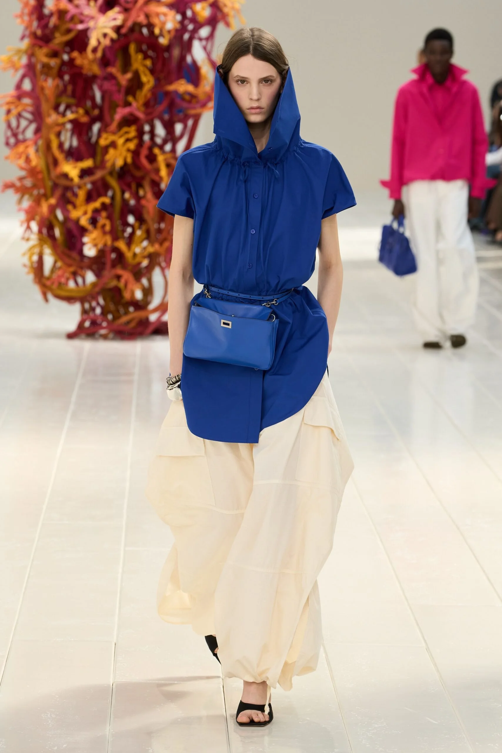 balenciaga-spring-2027-ready-to-wear-look-11-scaled.jpg