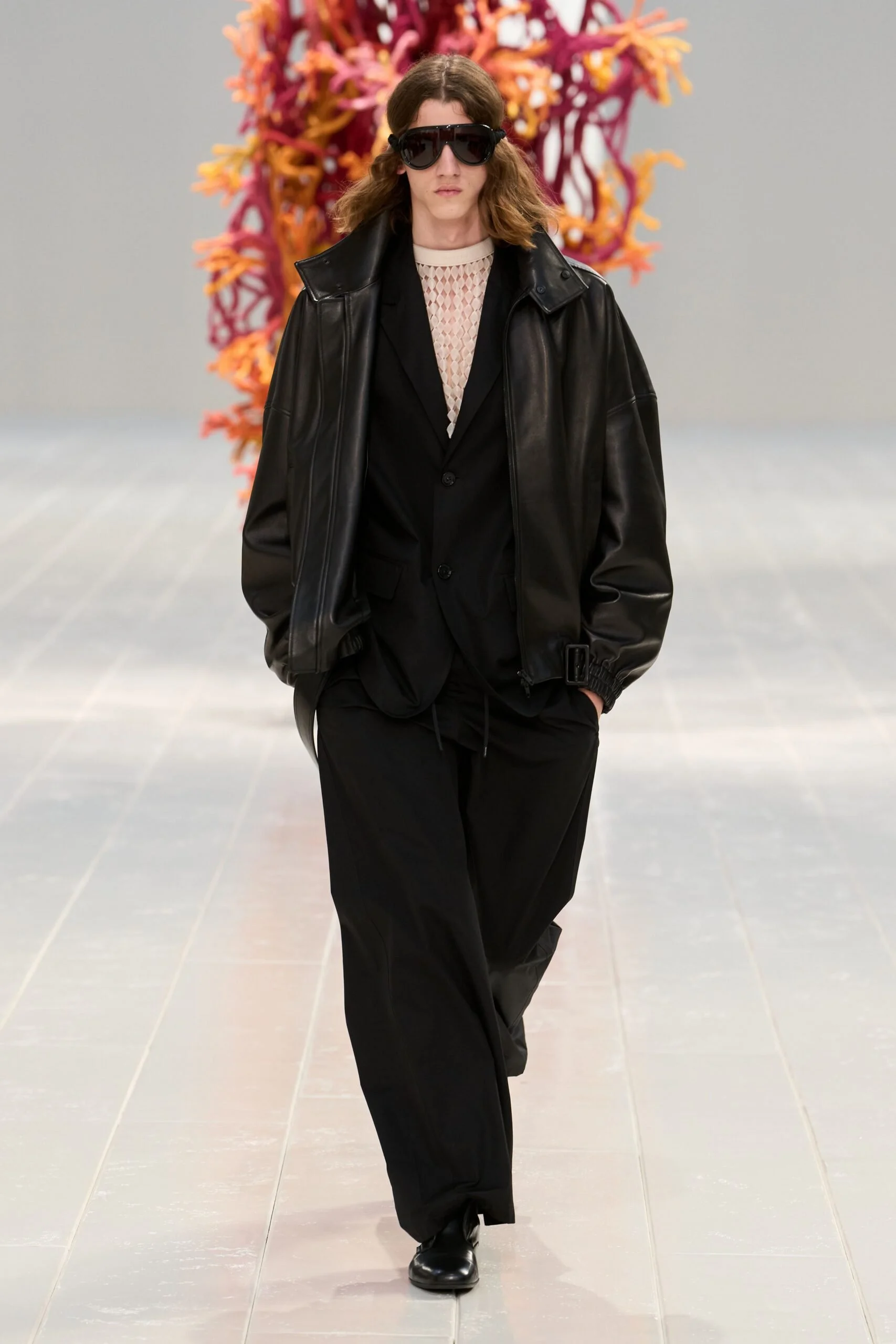 balenciaga-spring-2027-ready-to-wear-look-28-scaled.jpg