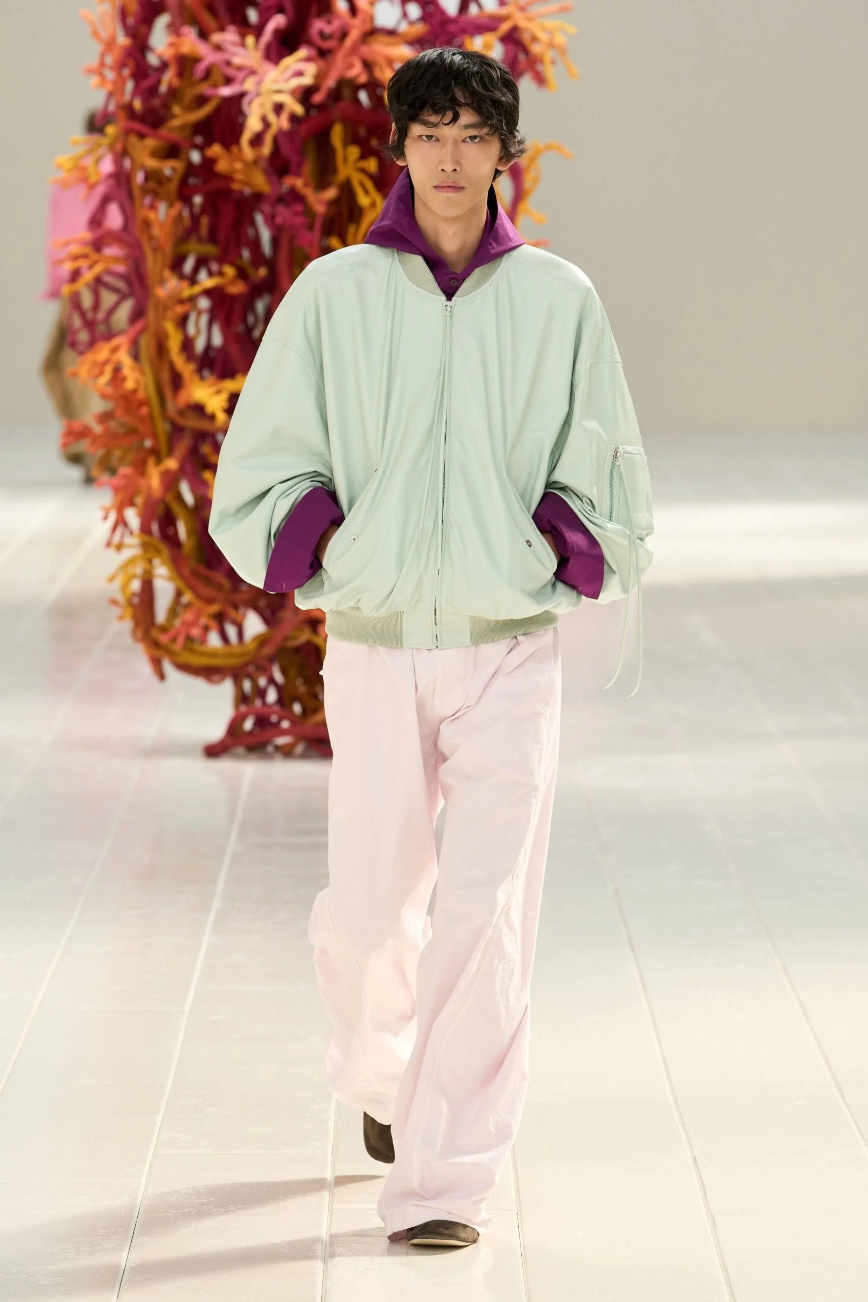balenciaga-spring-2027-ready-to-wear-look-57-scaled.jpg