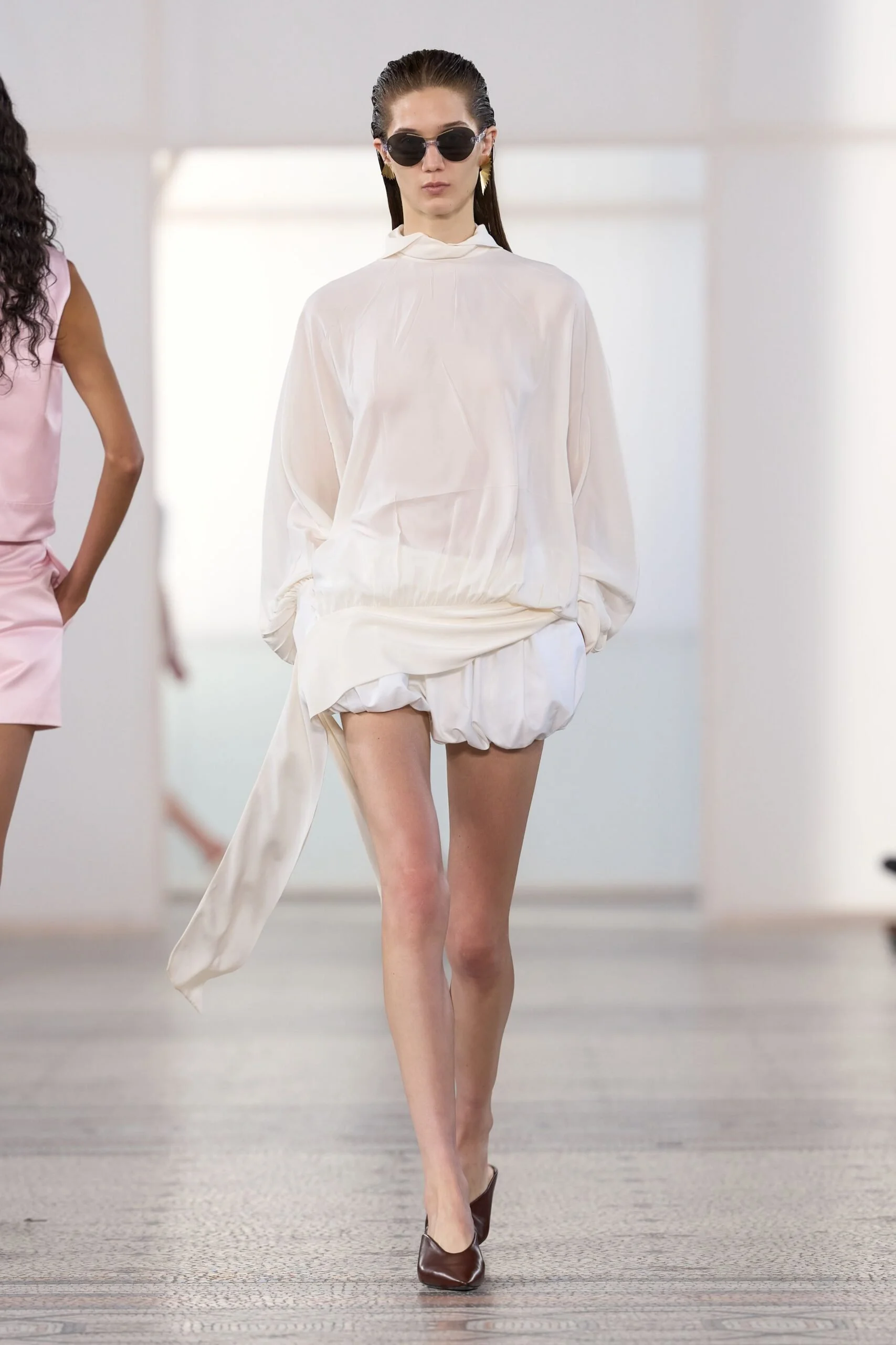 carven-spring-2027-ready-to-wear-look-03-scaled.jpg